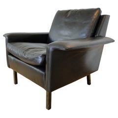 Arne Vodder Made by Fritz Hansen Poltrona in pelle nera Danimarca