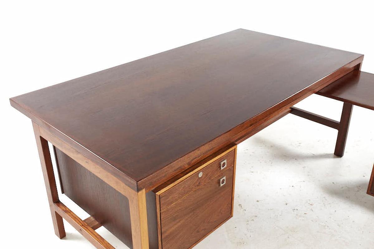 Metal Arne Vodder Mid Century Danish Rosewood L Desk For Sale