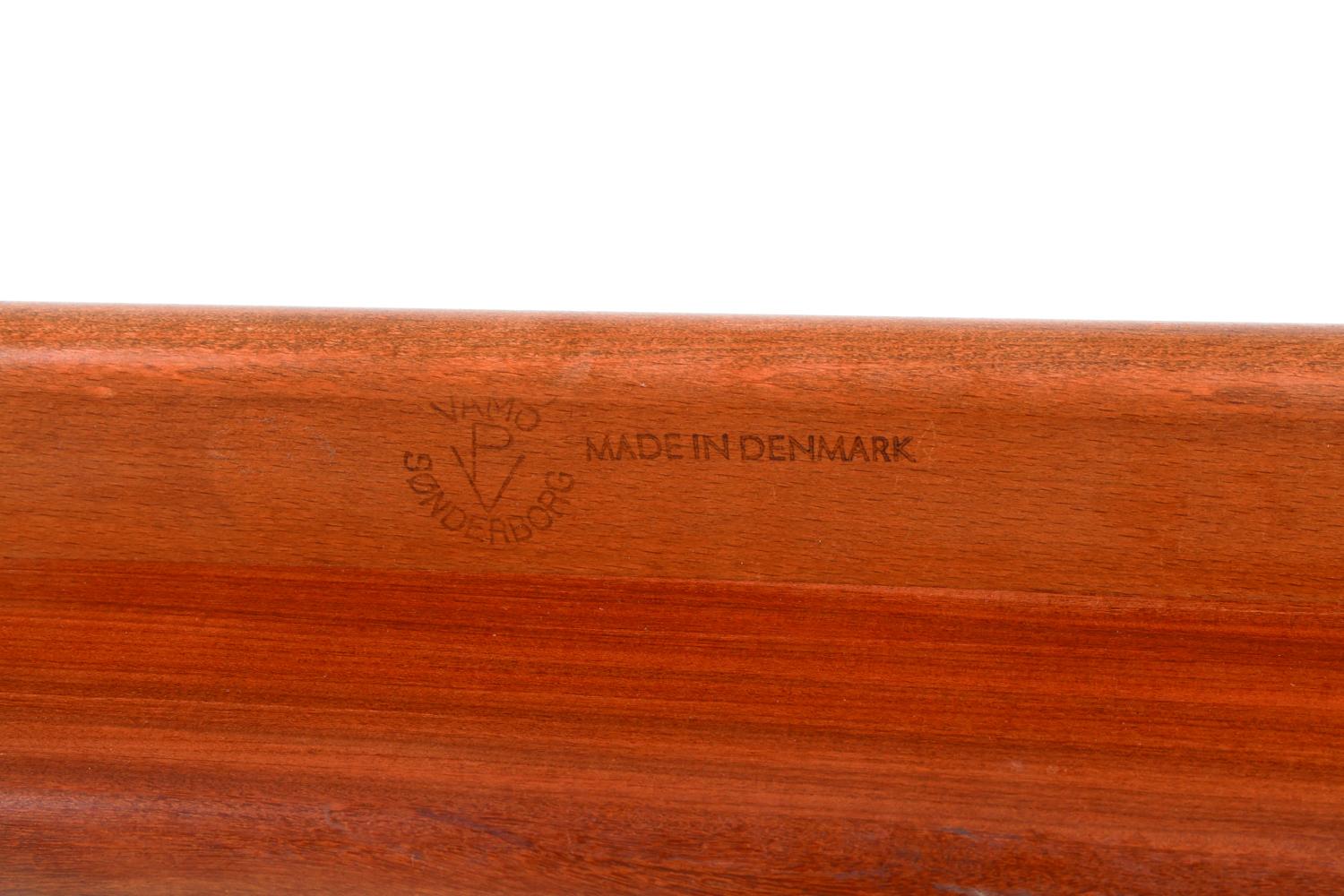 Arne Vodder Canapé en teck danois du milieu du siècle Circa 1960's en vente 11