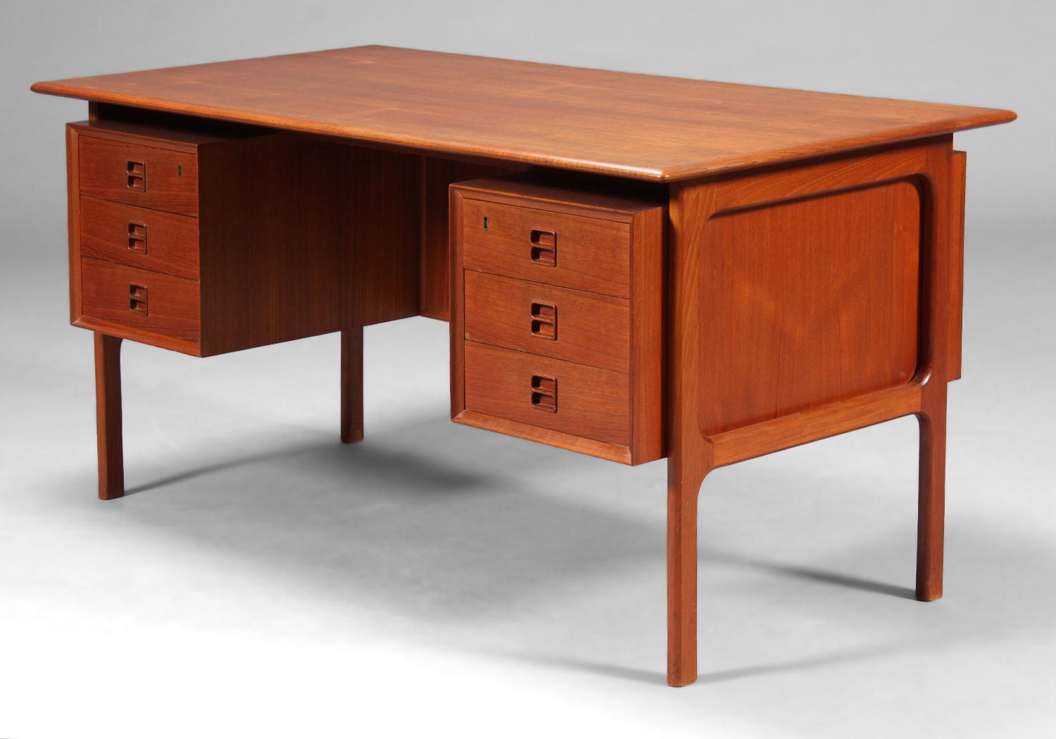 Mid-Century Modern Arne Vodder Midcentury Freestanding Teak Desk, Denmark, 1960s For Sale