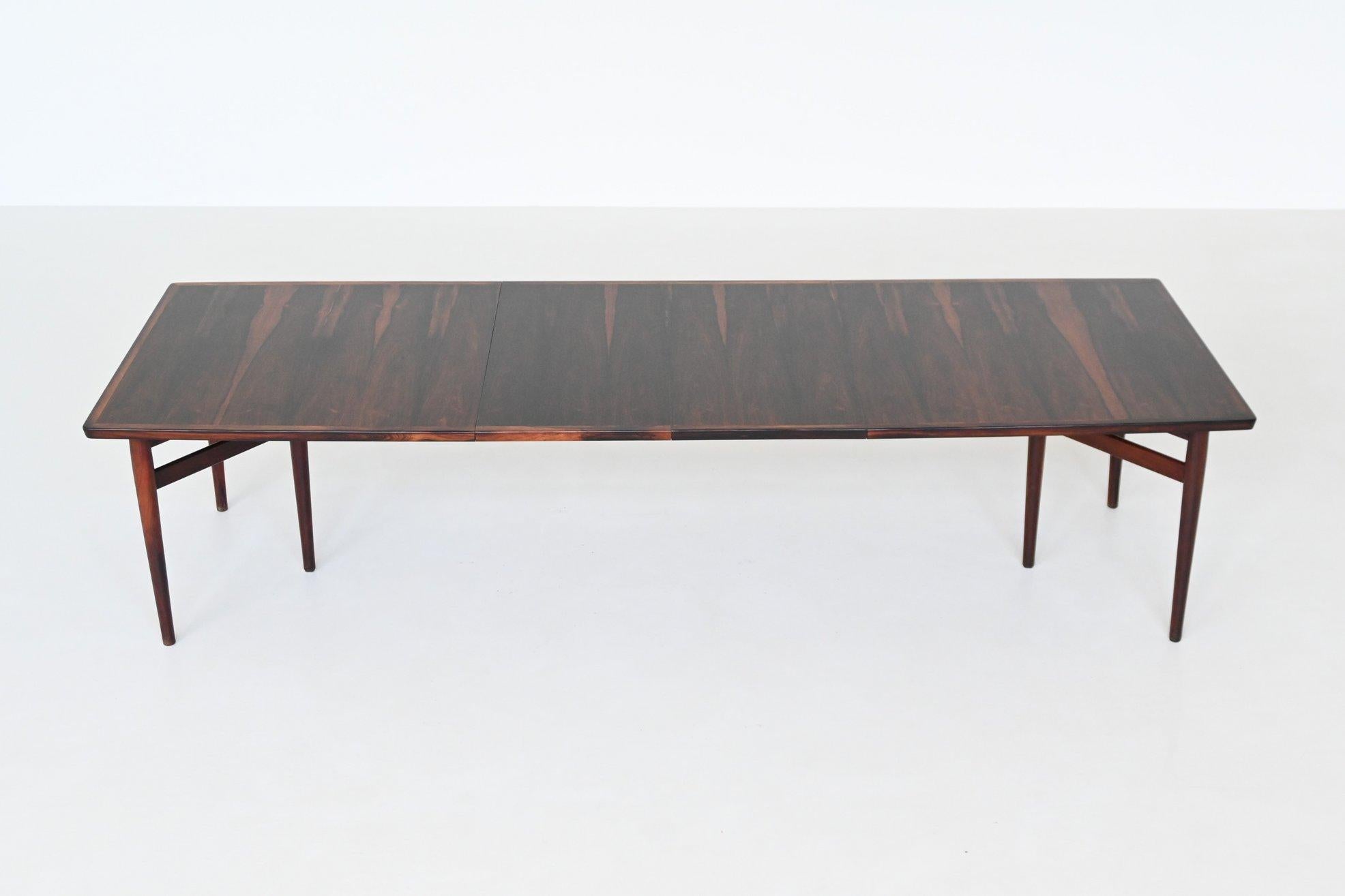 Arne Vodder model 201 large dining table rosewood Sibast Denmark 1960 For Sale 4