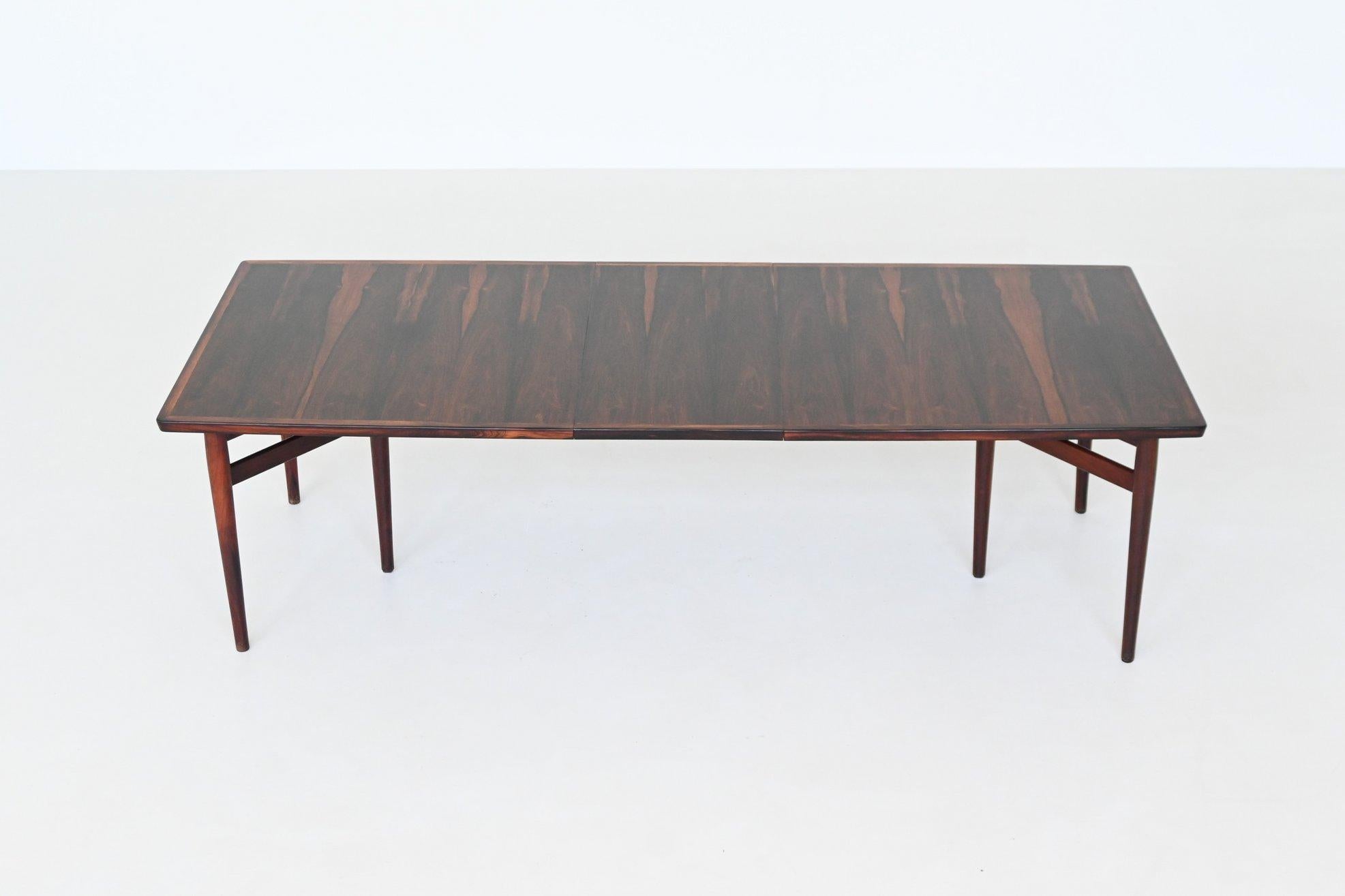 Arne Vodder model 201 large dining table rosewood Sibast Denmark 1960 For Sale 5