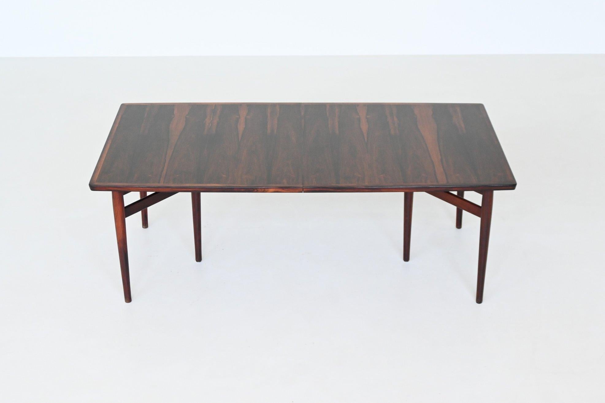 Arne Vodder model 201 large dining table rosewood Sibast Denmark 1960 For Sale 6