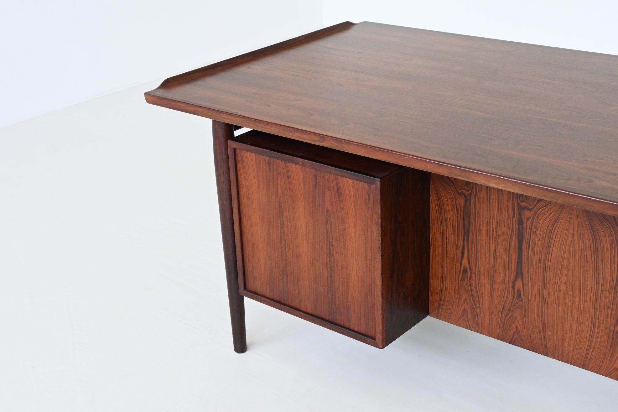 Arne Vodder model 207 executive desk rosewood Sibast Denmark 1960 5