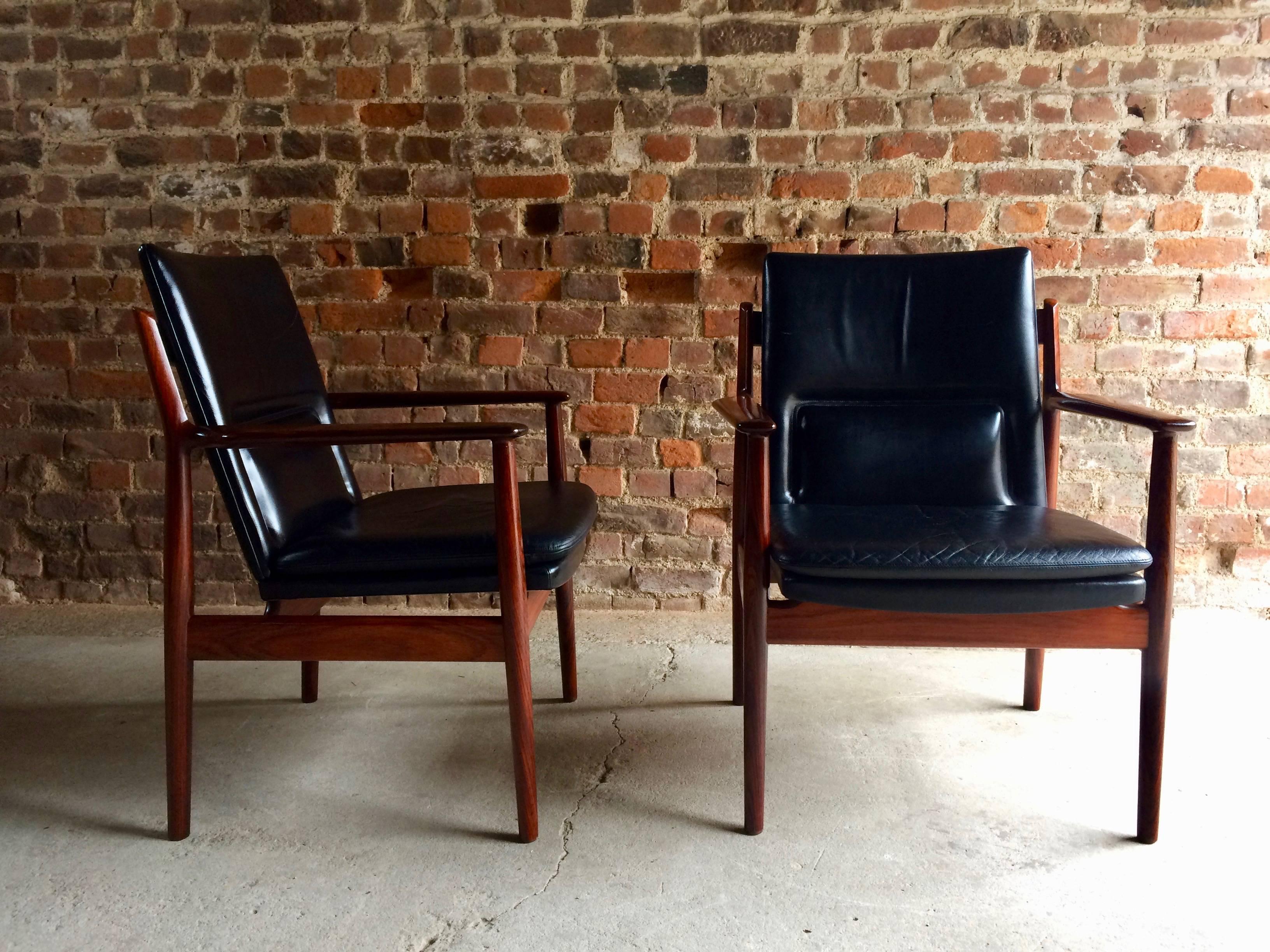 Danish Pair of Arne Vodder Model 431 Leather and Rosewood Armchairs, Sibast Furniture