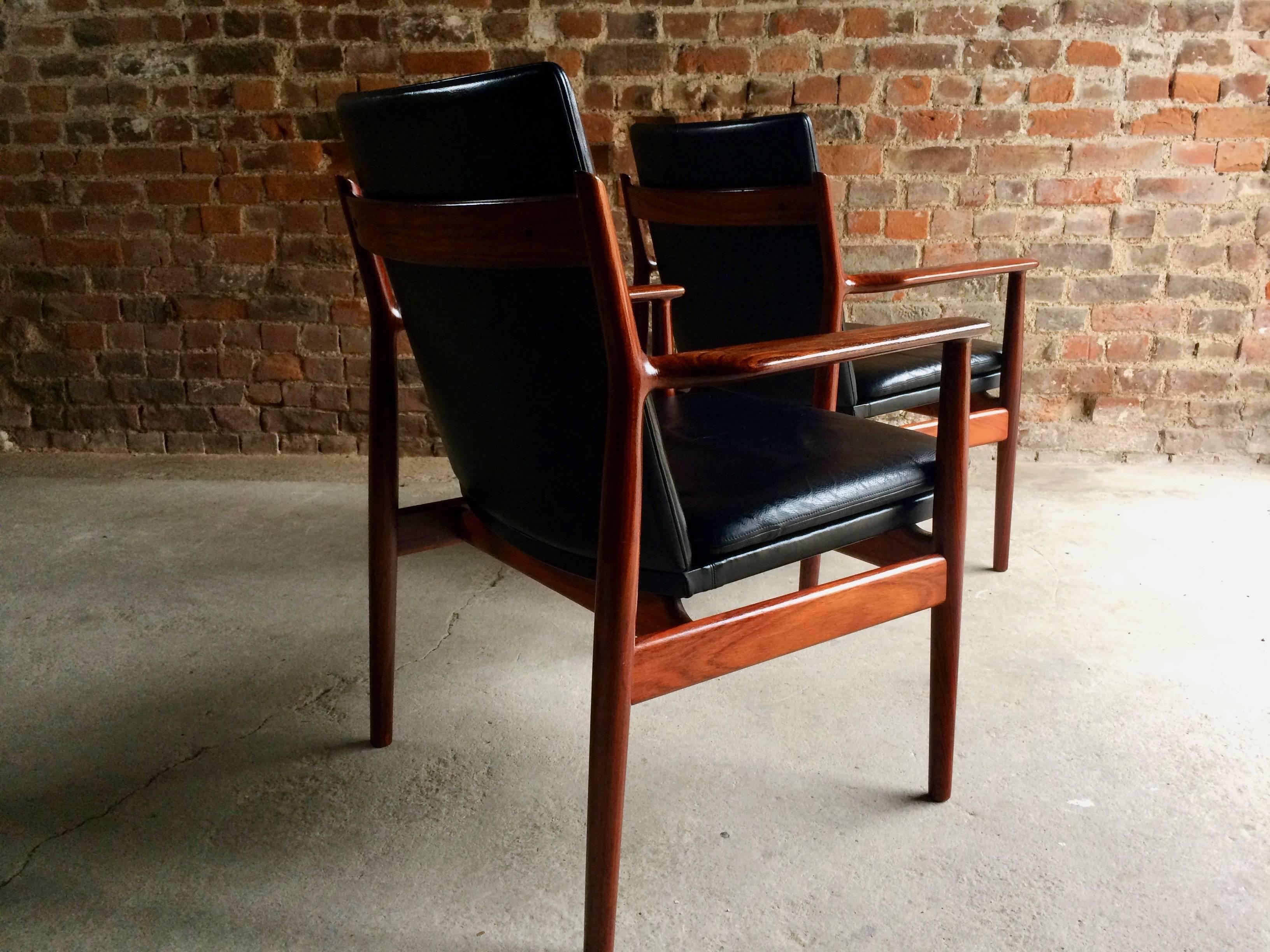 Pair of Arne Vodder Model 431 Leather and Rosewood Armchairs, Sibast Furniture 1