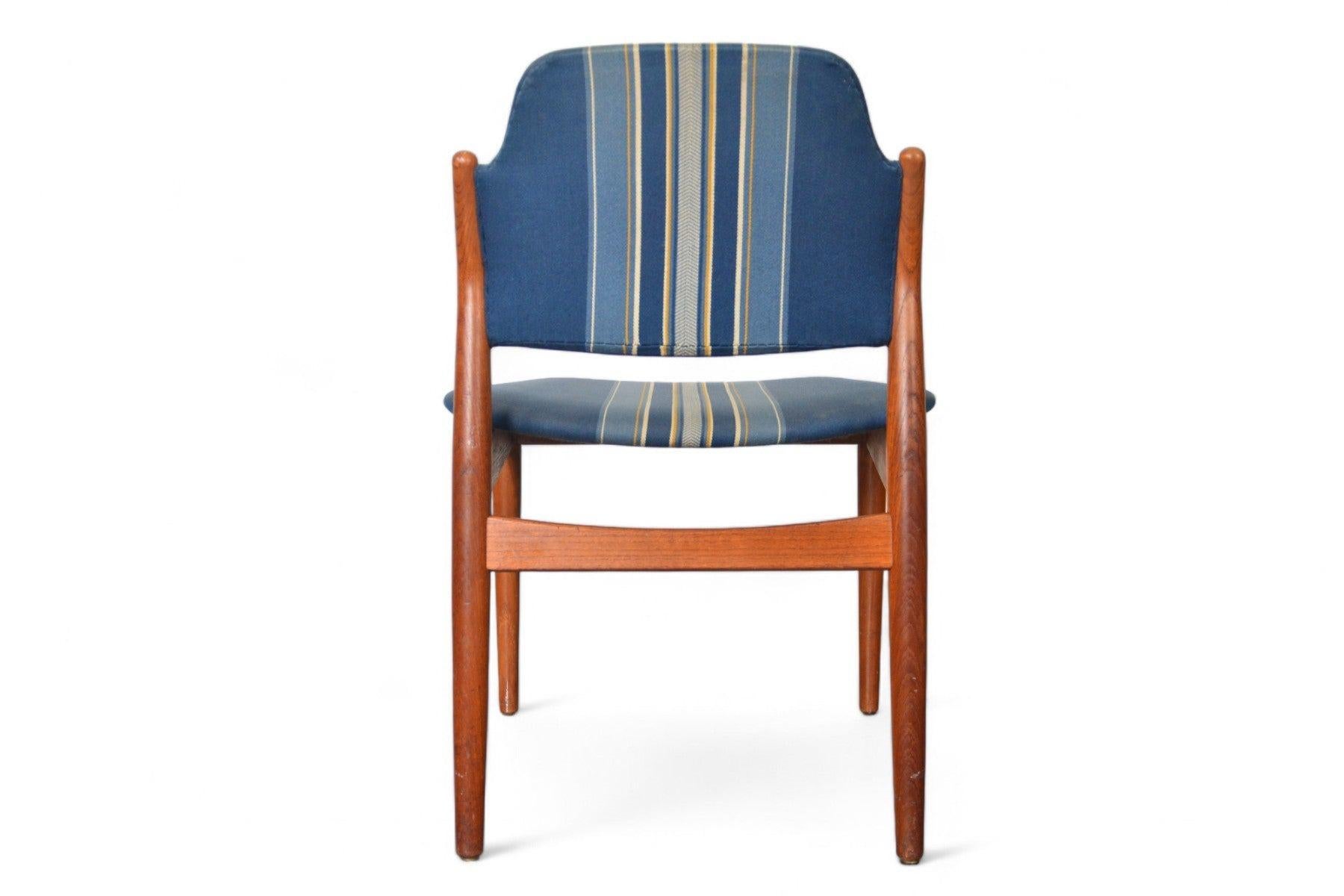 XX secolo Sedia da pranzo Arne Vodder modello 62s in teak in vendita