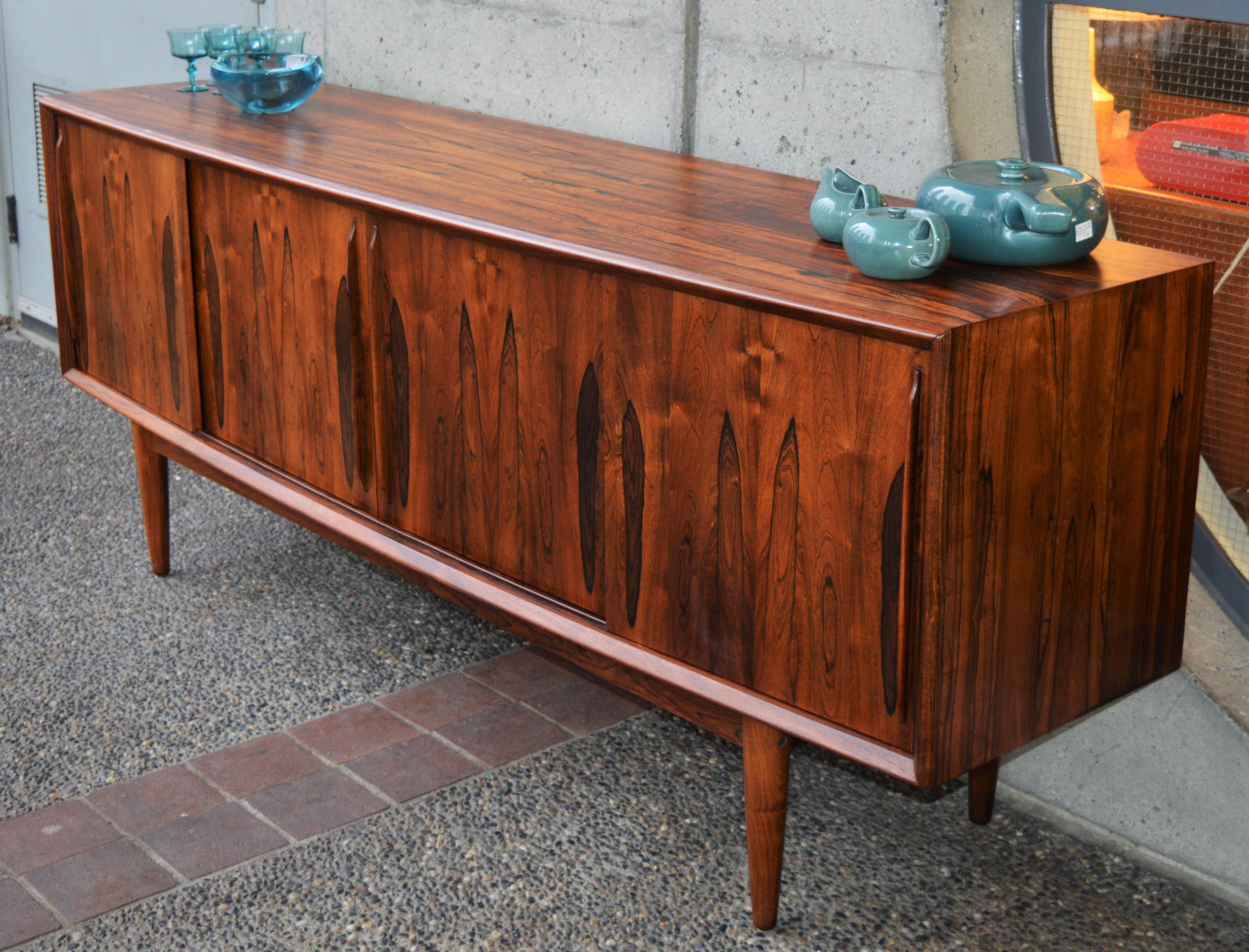 Mid-Century Modern Arne Vodder Rosewood Bow Front Credenza with Teak Interior for HP Hansen