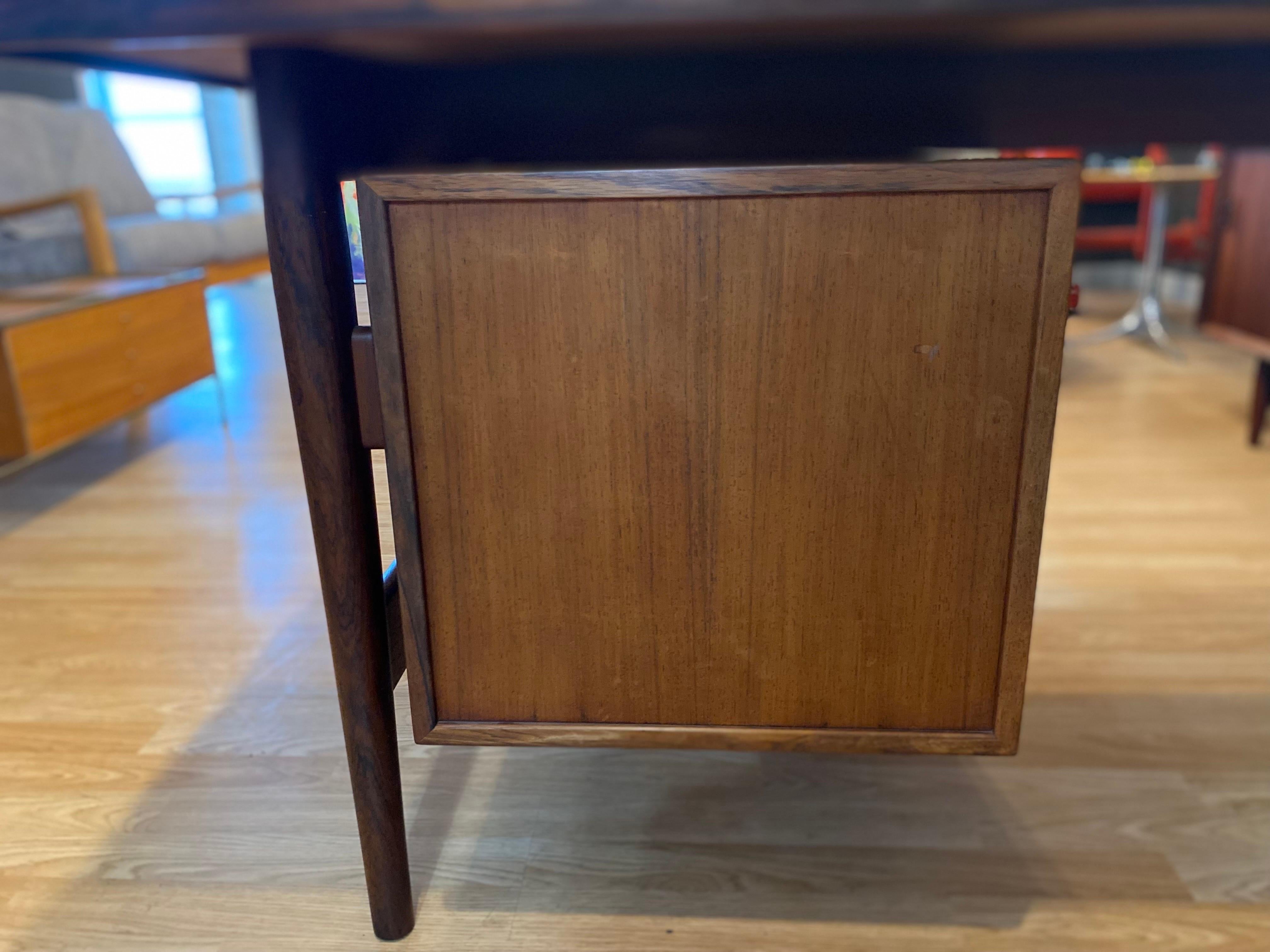 Arne Vodder Rosewood Desk & Return for Sibast, 1960s 5