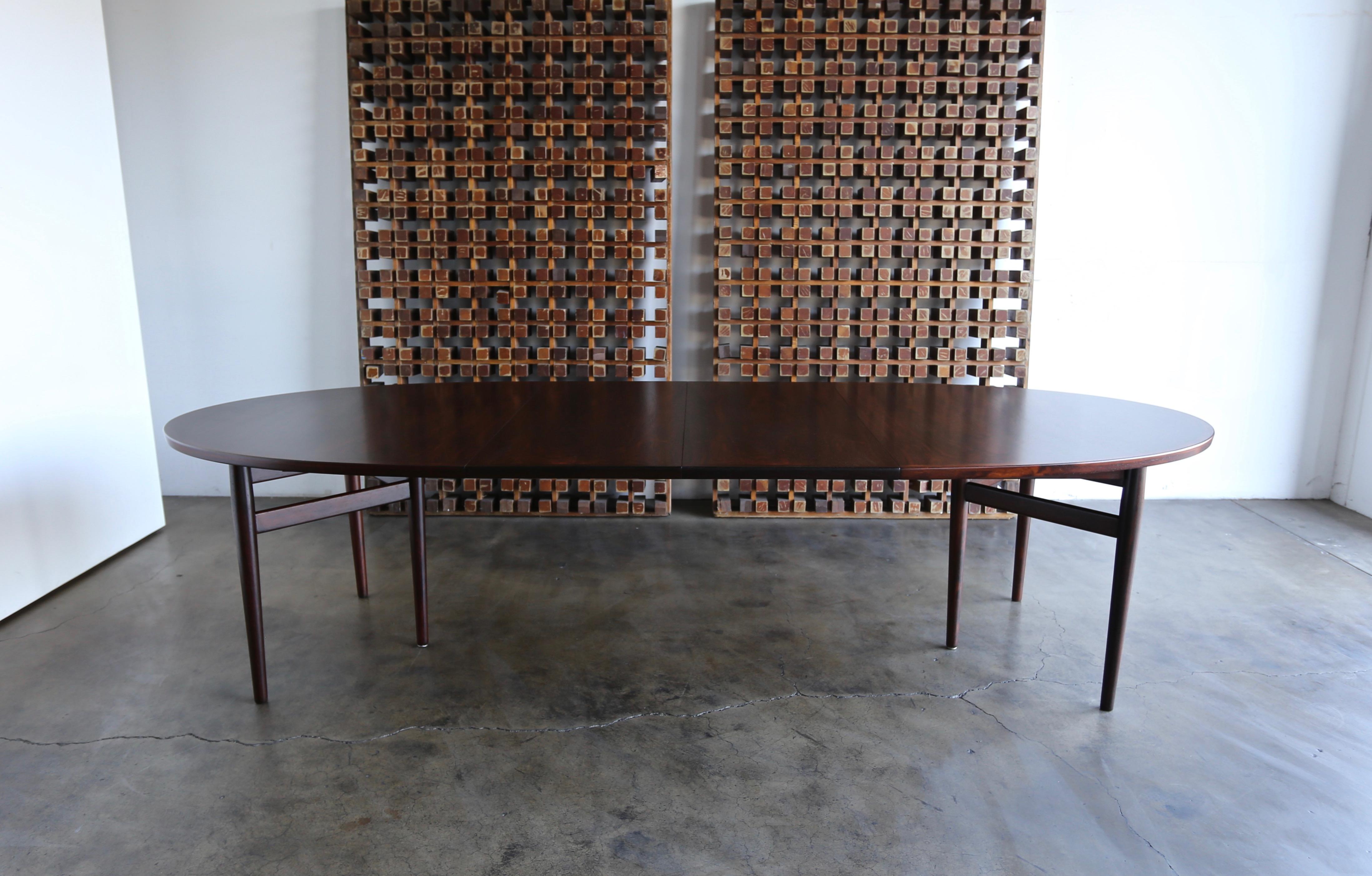 Arne Vodder Rosewood Dining Table for Sibast, circa 1960 1