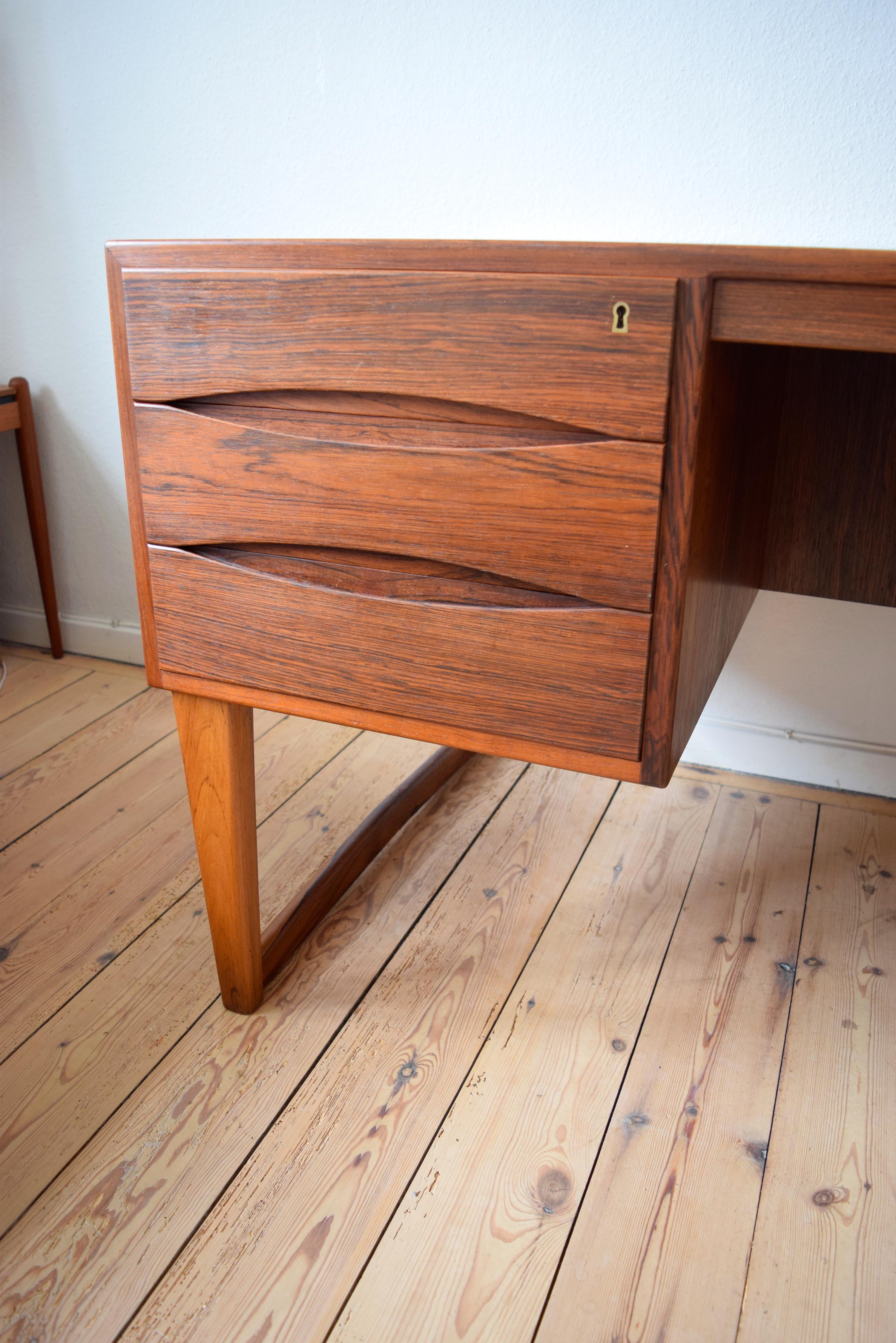 Mid-Century Modern Arne Vodder Rosewood Executive Desk, 1960s, Denmark For Sale