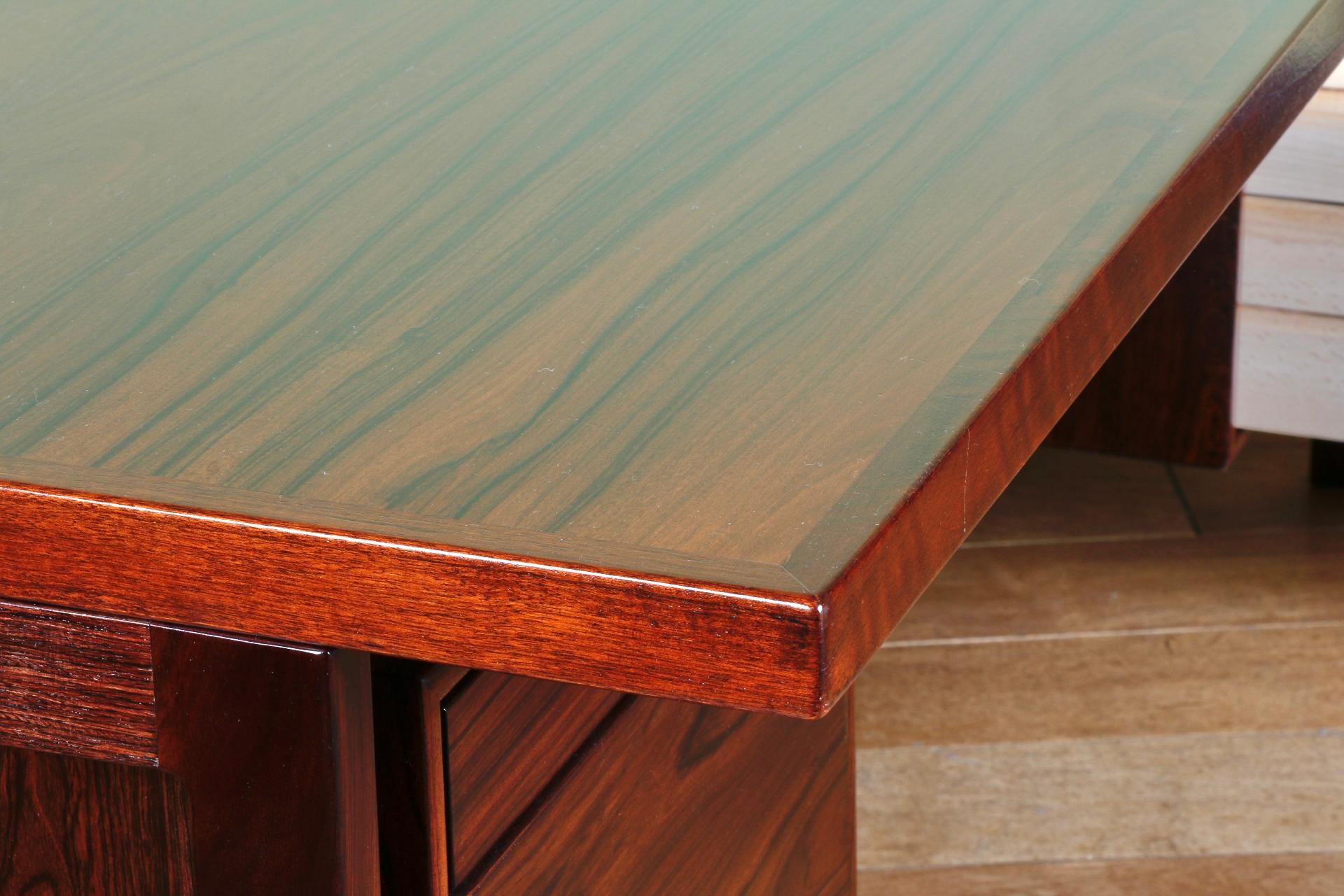 Arne Vodder Rosewood Executive Desk In Good Condition For Sale In North Hollywood, CA