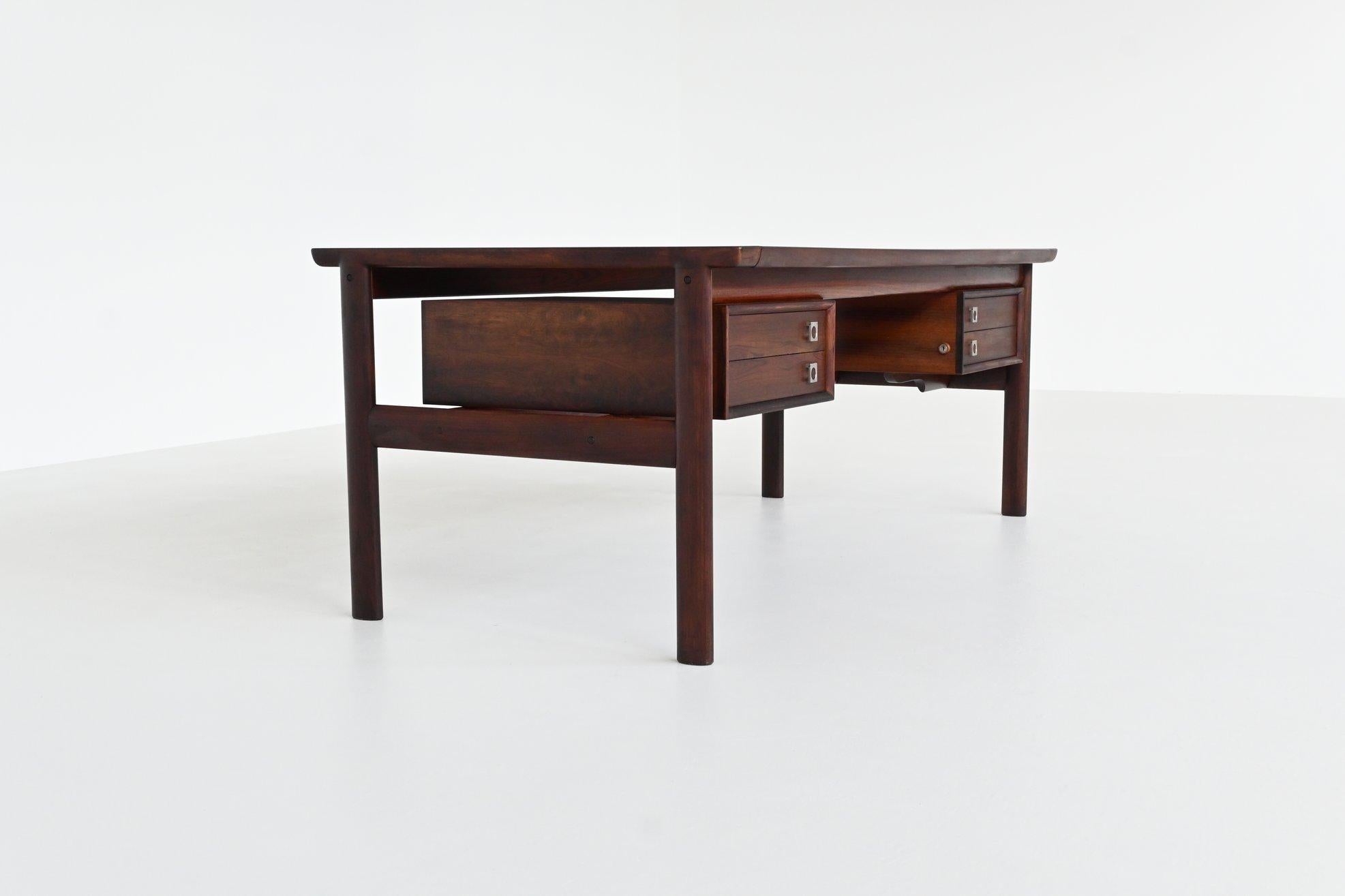 Arne Vodder rosewood executive desk in rosewood Sibast Denmark 1960 3