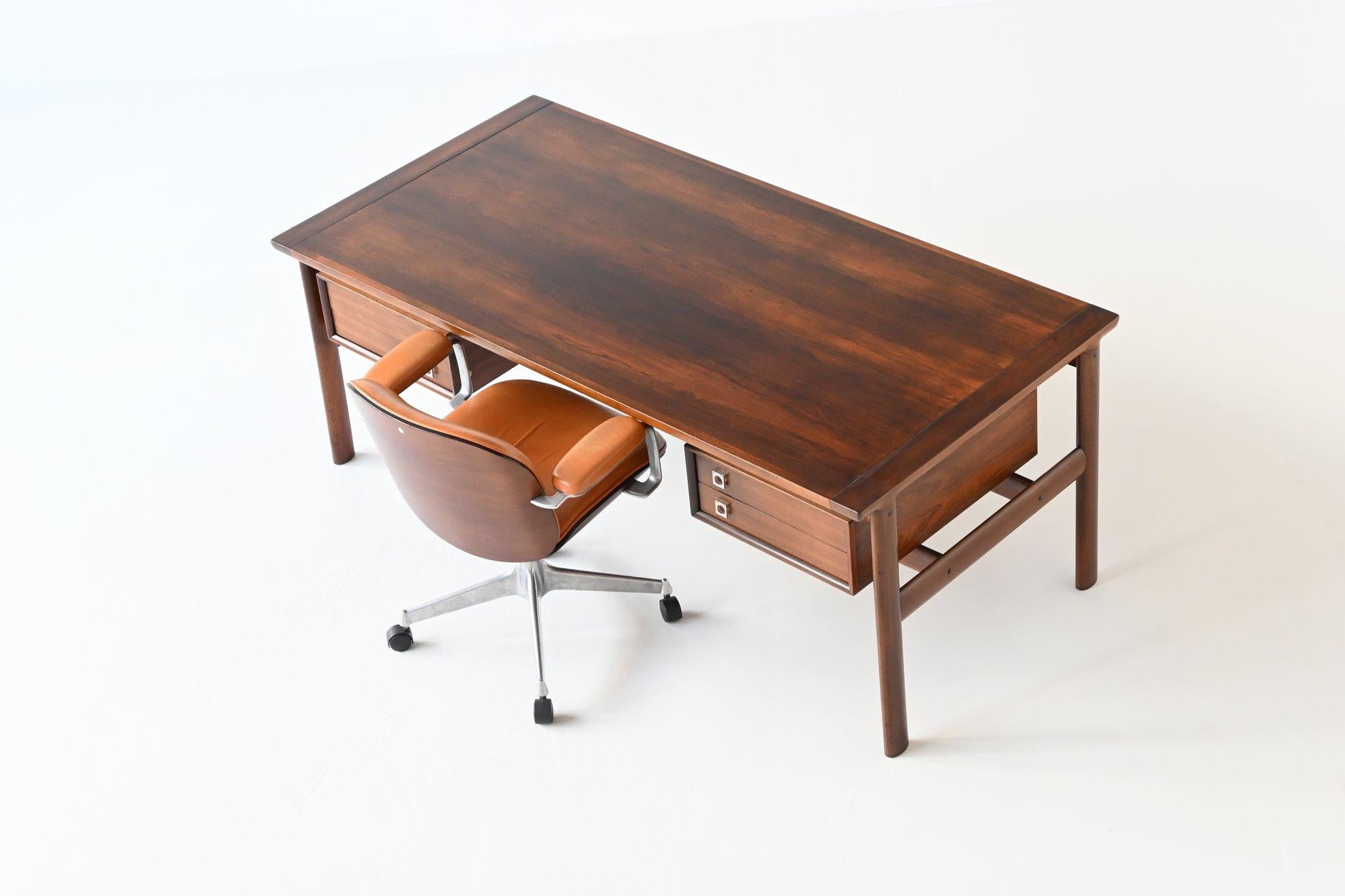Arne Vodder Rosewood Executive Desk Model 223 Sibast, Denmark, 1960 13