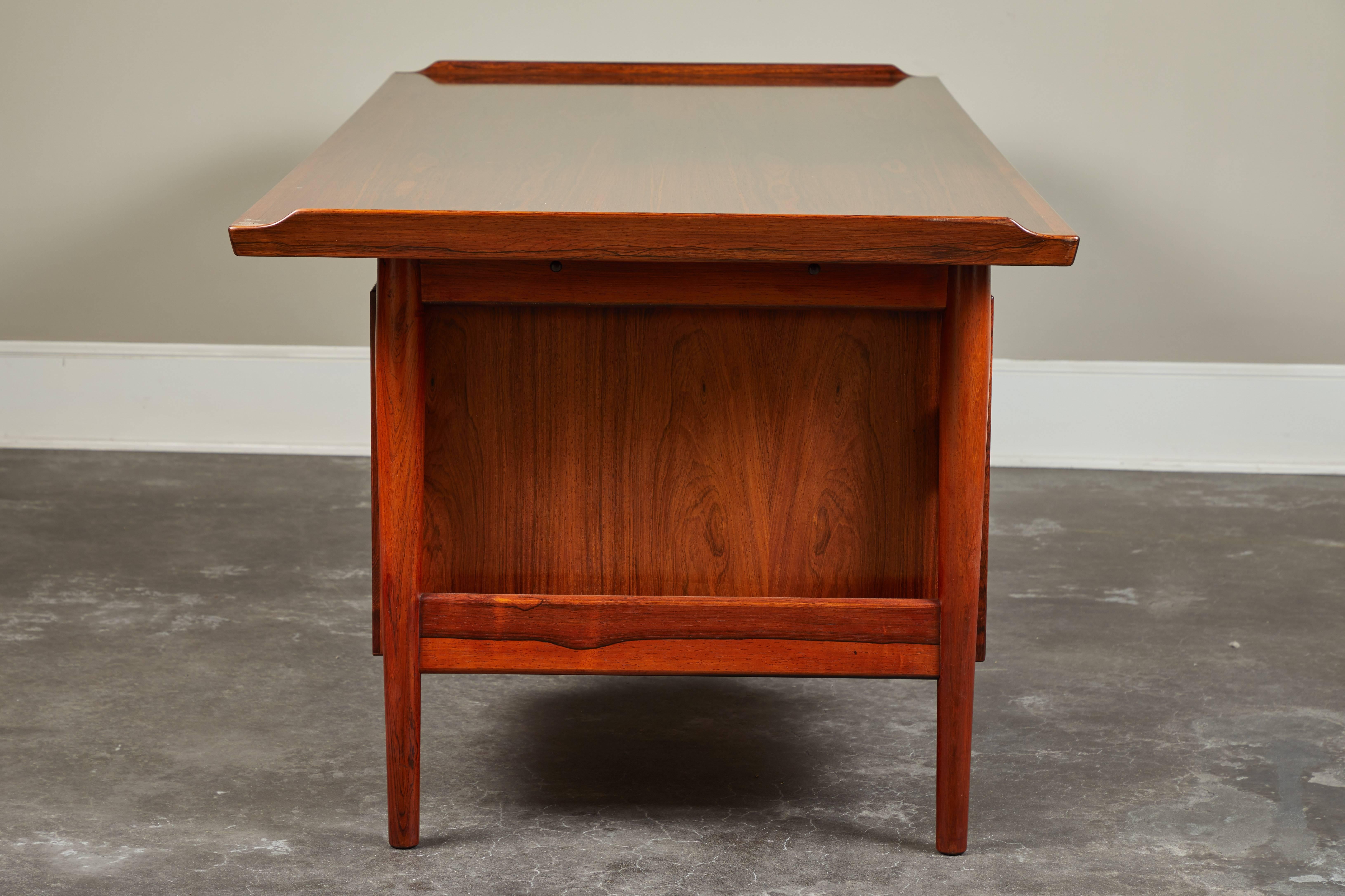 Arne Vodder Rosewood Extra Large Midcentury Danish Desk 4