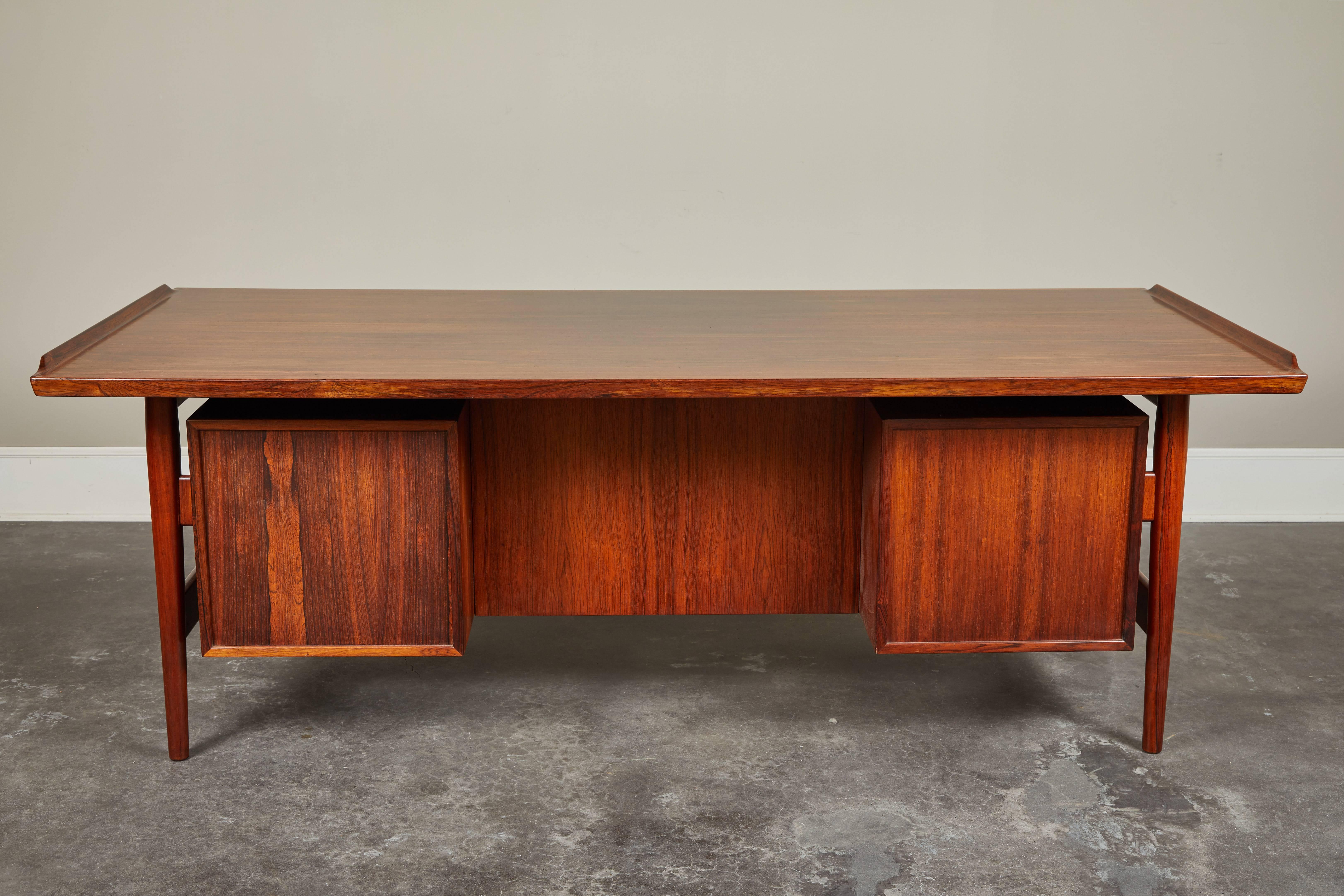 Arne Vodder Rosewood Extra Large Midcentury Danish Desk 5