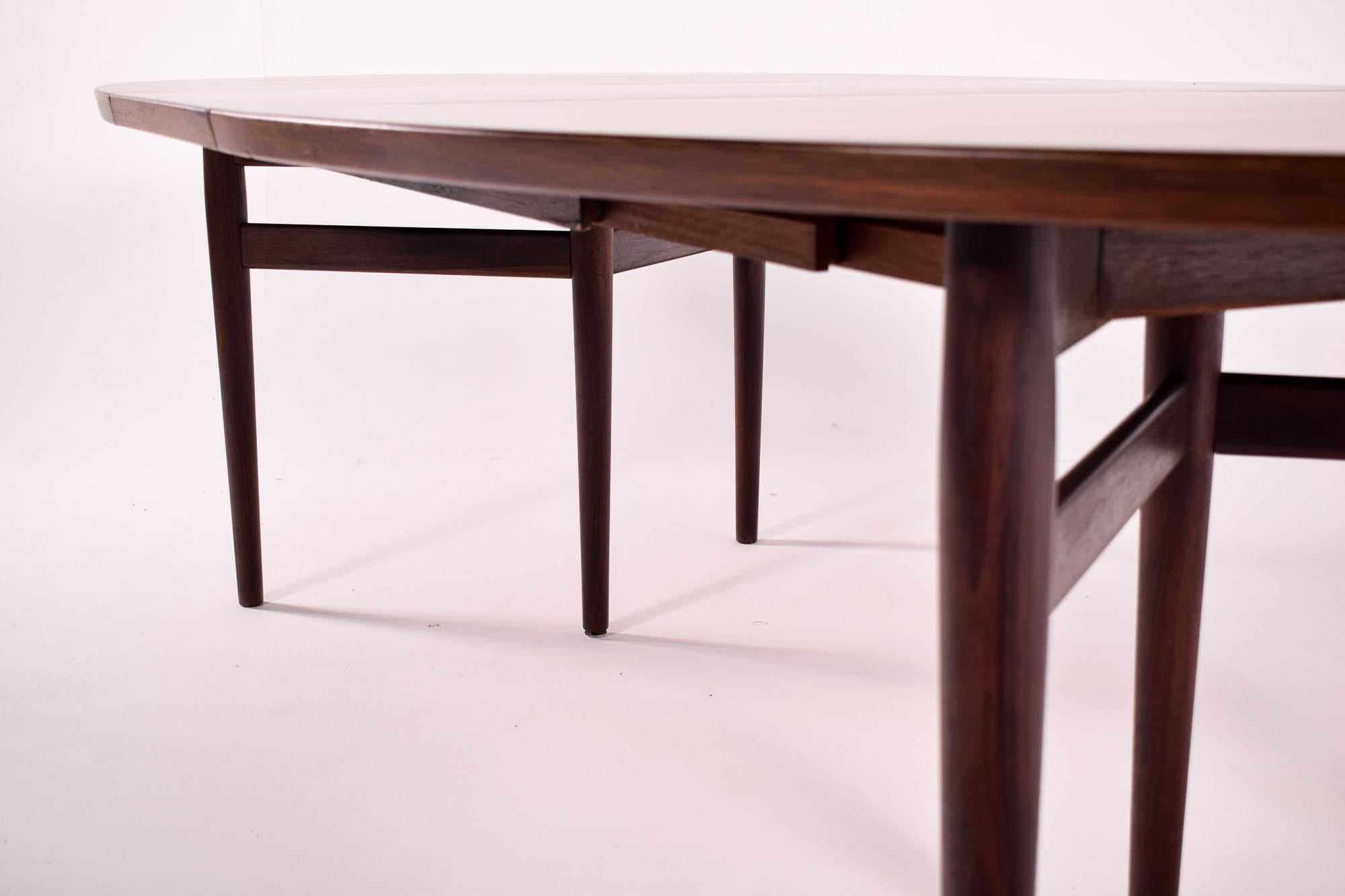 Mid-20th Century Arne Vodder Rosewood Oval Dining Table, Model 212 for Sibast