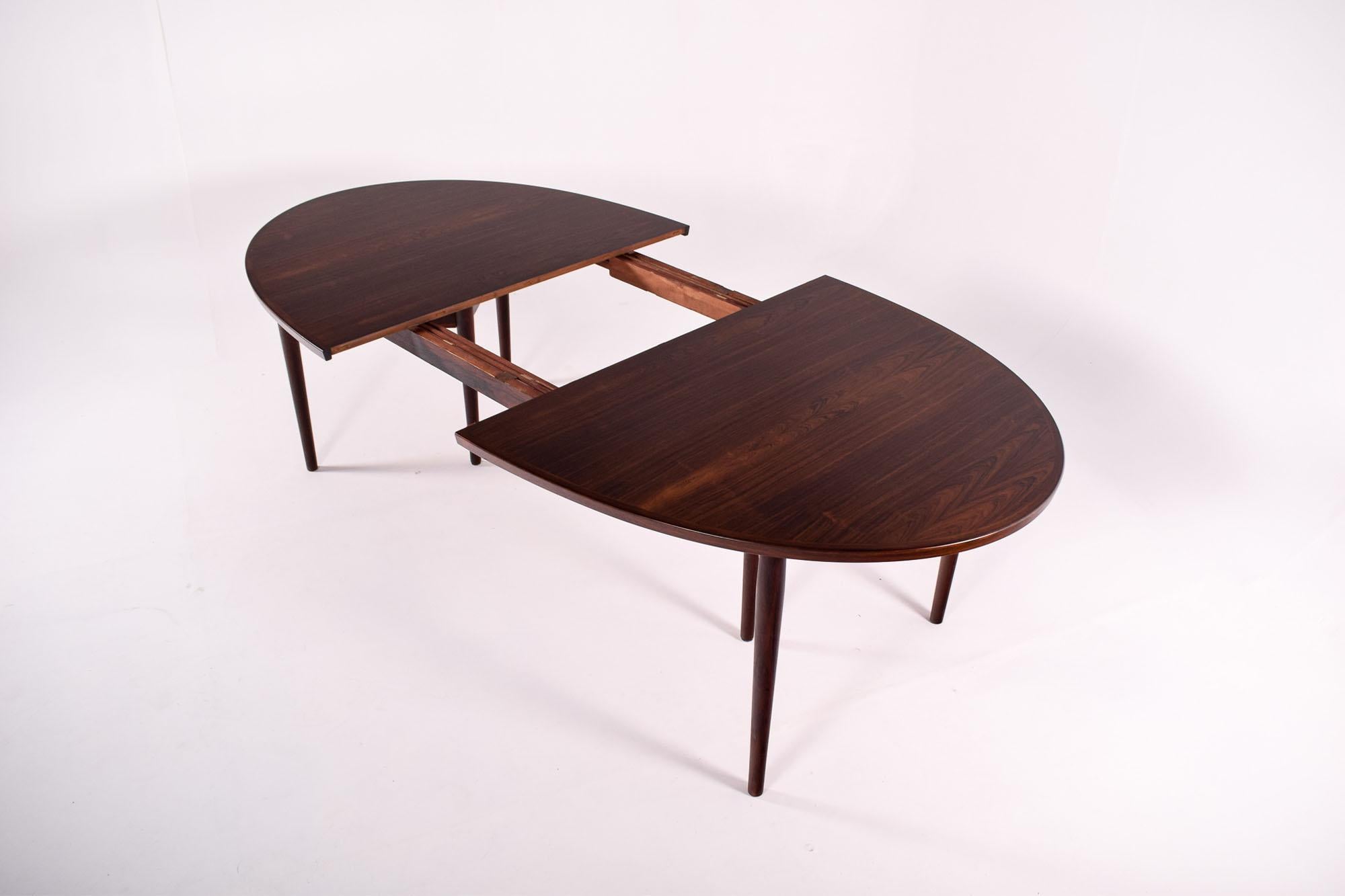 Arne Vodder Rosewood Oval Dining Table, Model 212 for Sibast 1
