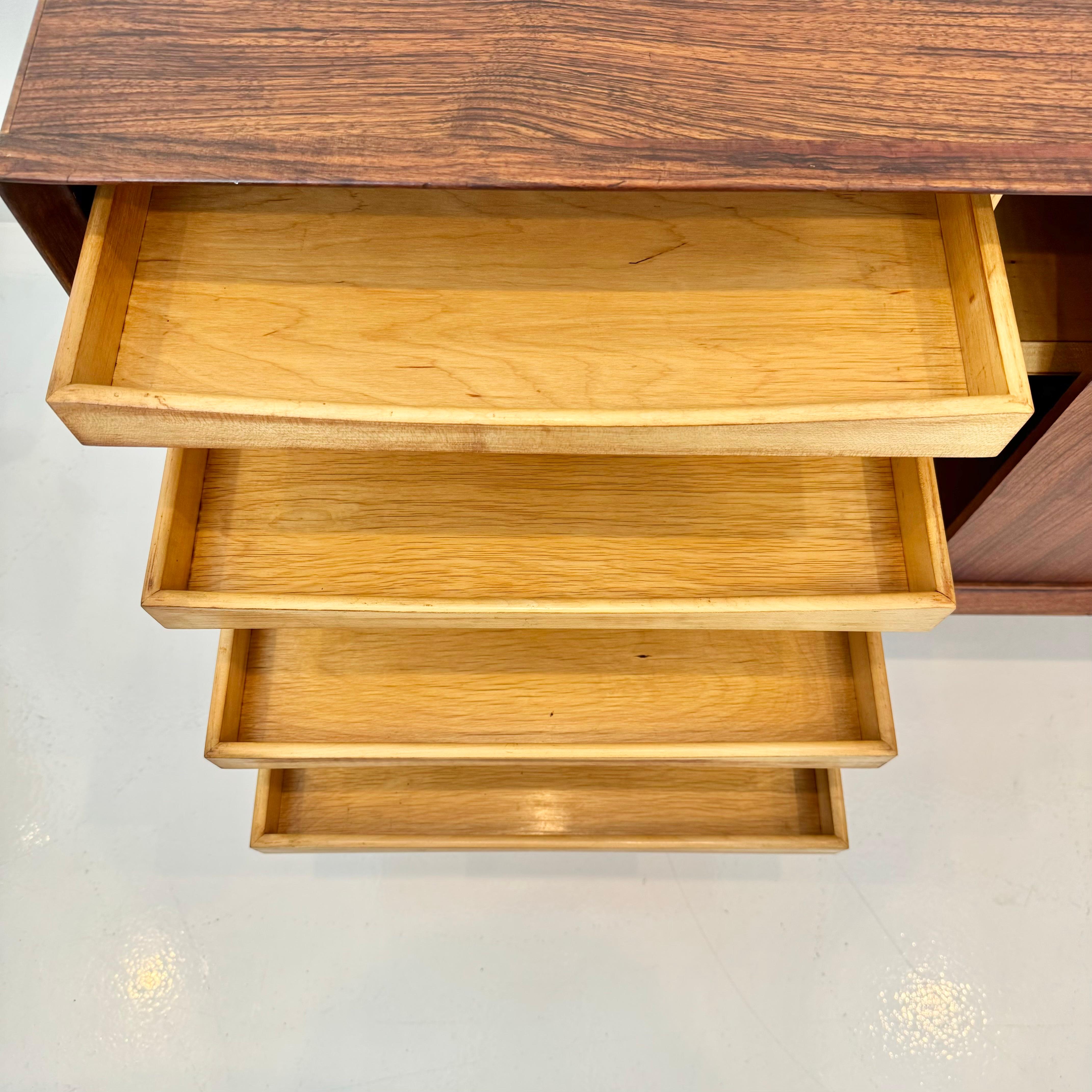 Credenza in palissandro di Arne Vodder per George Tanier, Danimarca, anni '60 in vendita 5