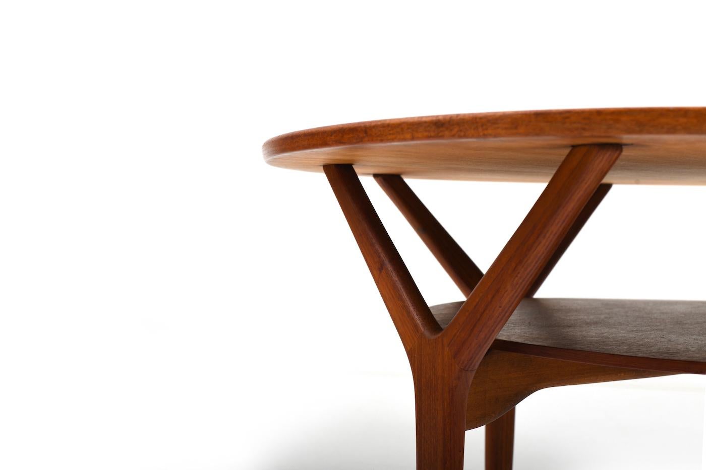 Arne Vodder Round Teak Sofa Table 1960s For Sale 1