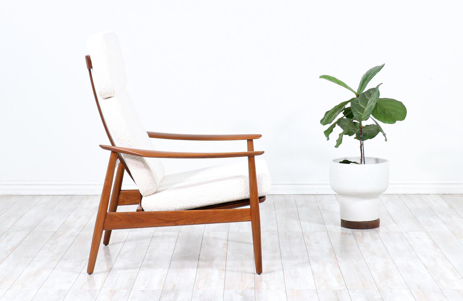 Danish Arne Vodder Sculpted Teak & Boucle Reclining Lounge Chair for France & Son For Sale