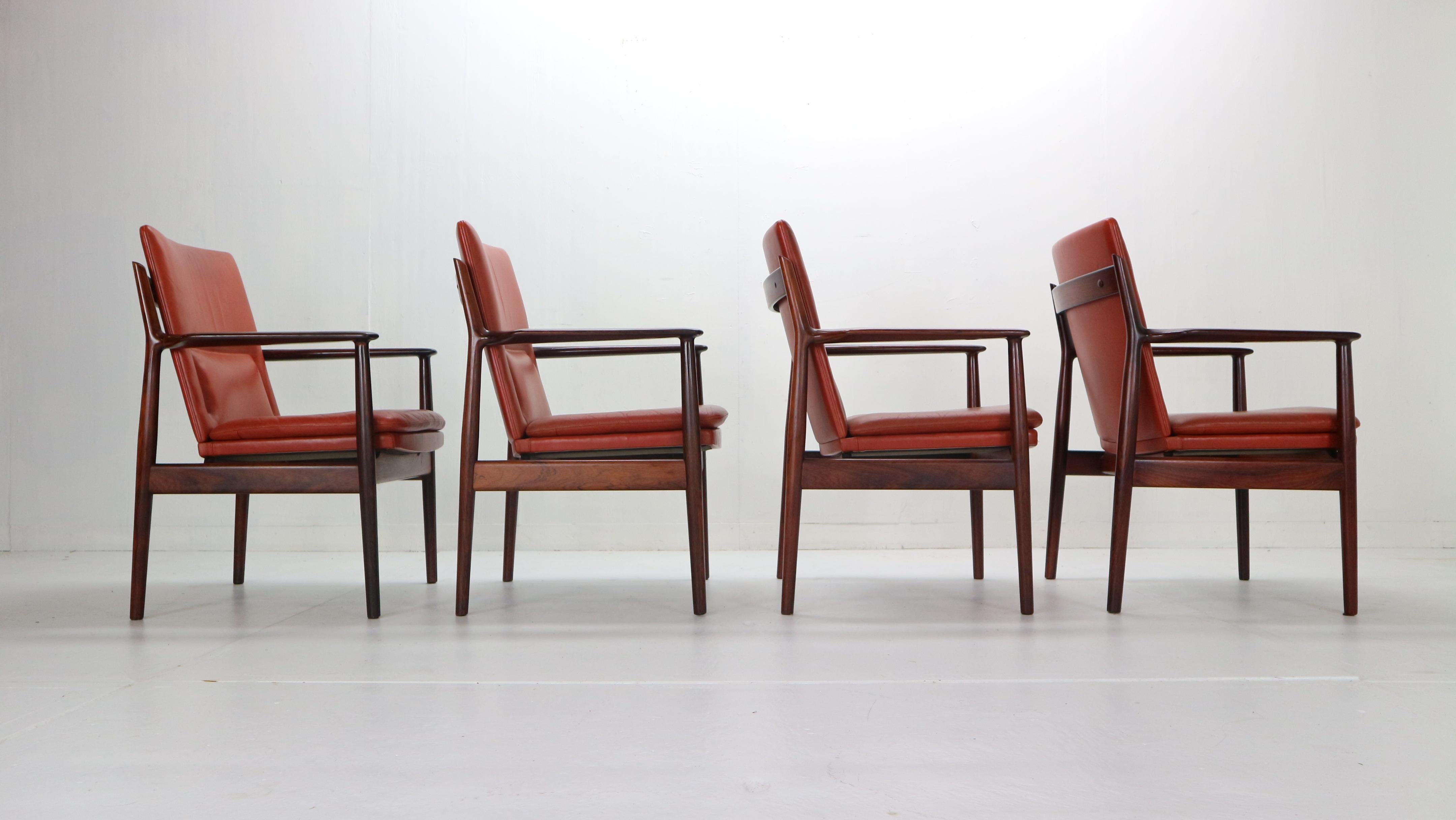 Arne Vodder Set of 4 Red Leather Armchairs for Sibast, 1960s Denmark 1
