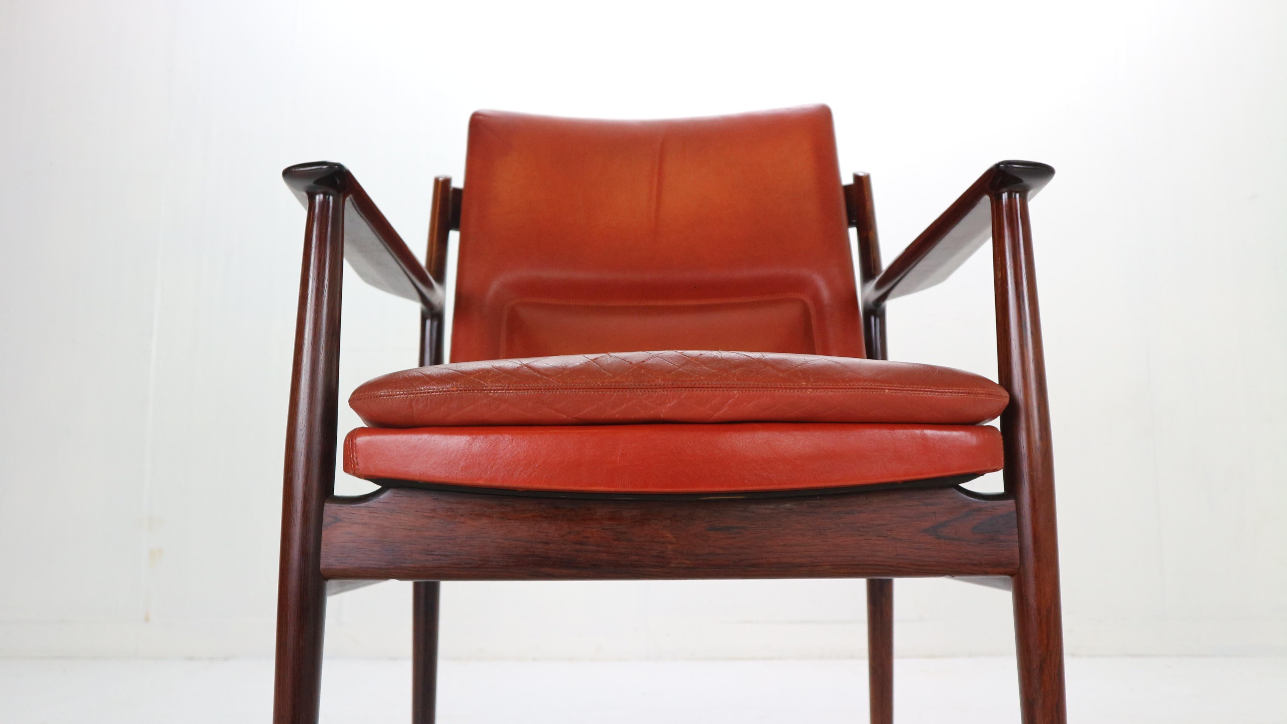 Arne Vodder Set of 4 Red Leather Armchairs for Sibast, 1960s Denmark 2