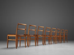 Ensemble de huit chaises de salle à manger en teck et cuir marron Arne Vodder