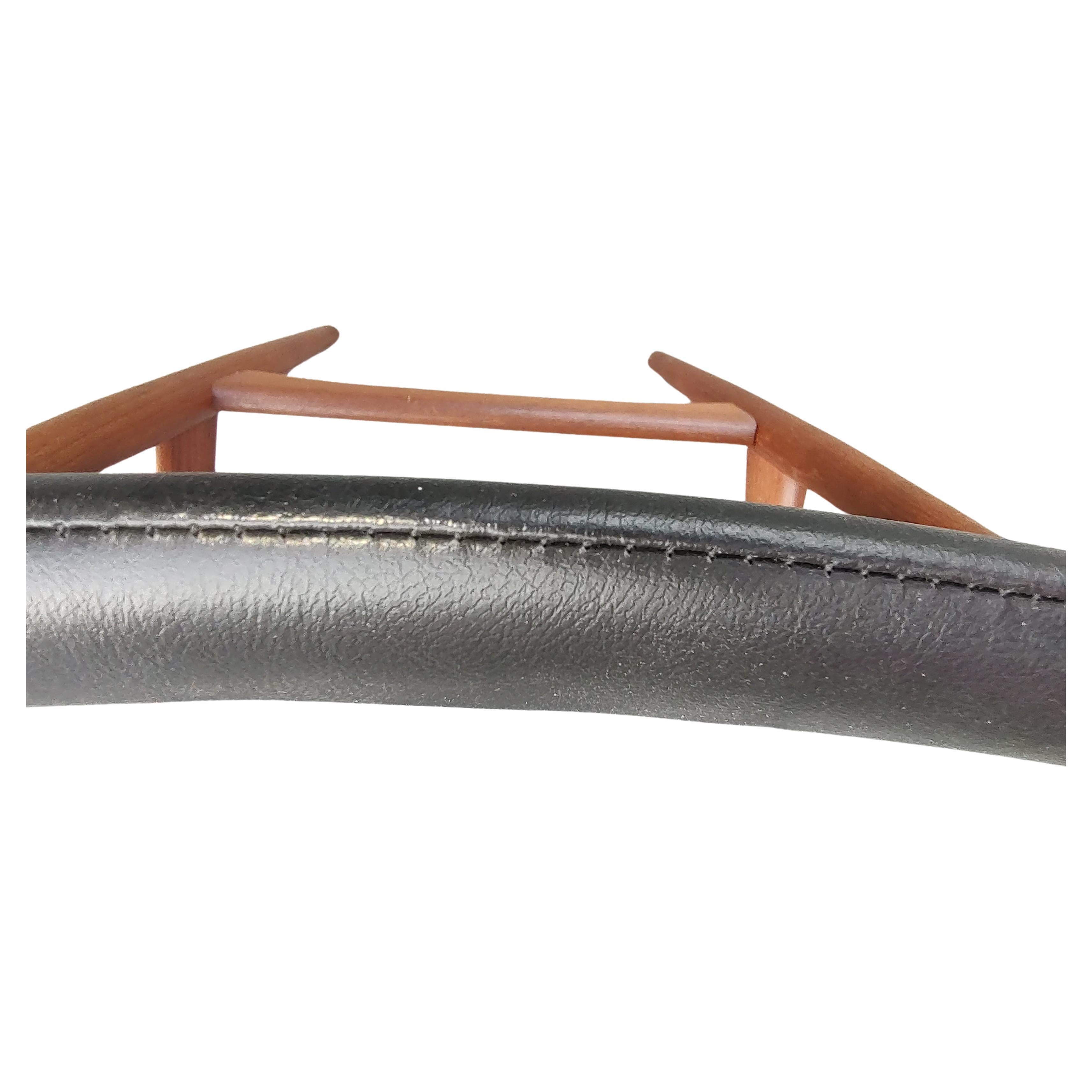 Danois Ensemble de 8 chaises de salle à manger danoises modernes du milieu du siècle par Arne Vodder, France & Daverkosen en vente