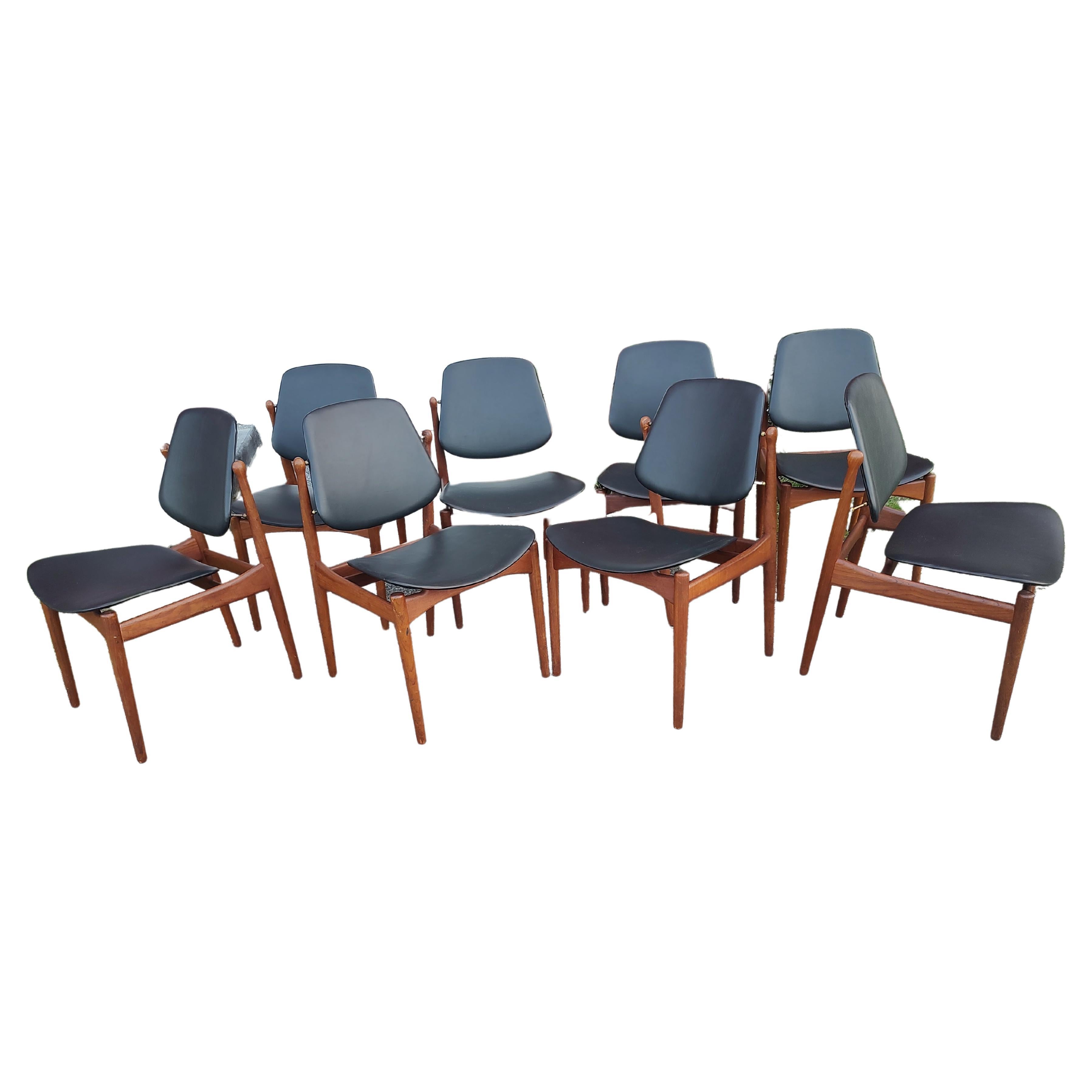 Ensemble de 8 chaises de salle à manger danoises modernes du milieu du siècle par Arne Vodder, France & Daverkosen en vente
