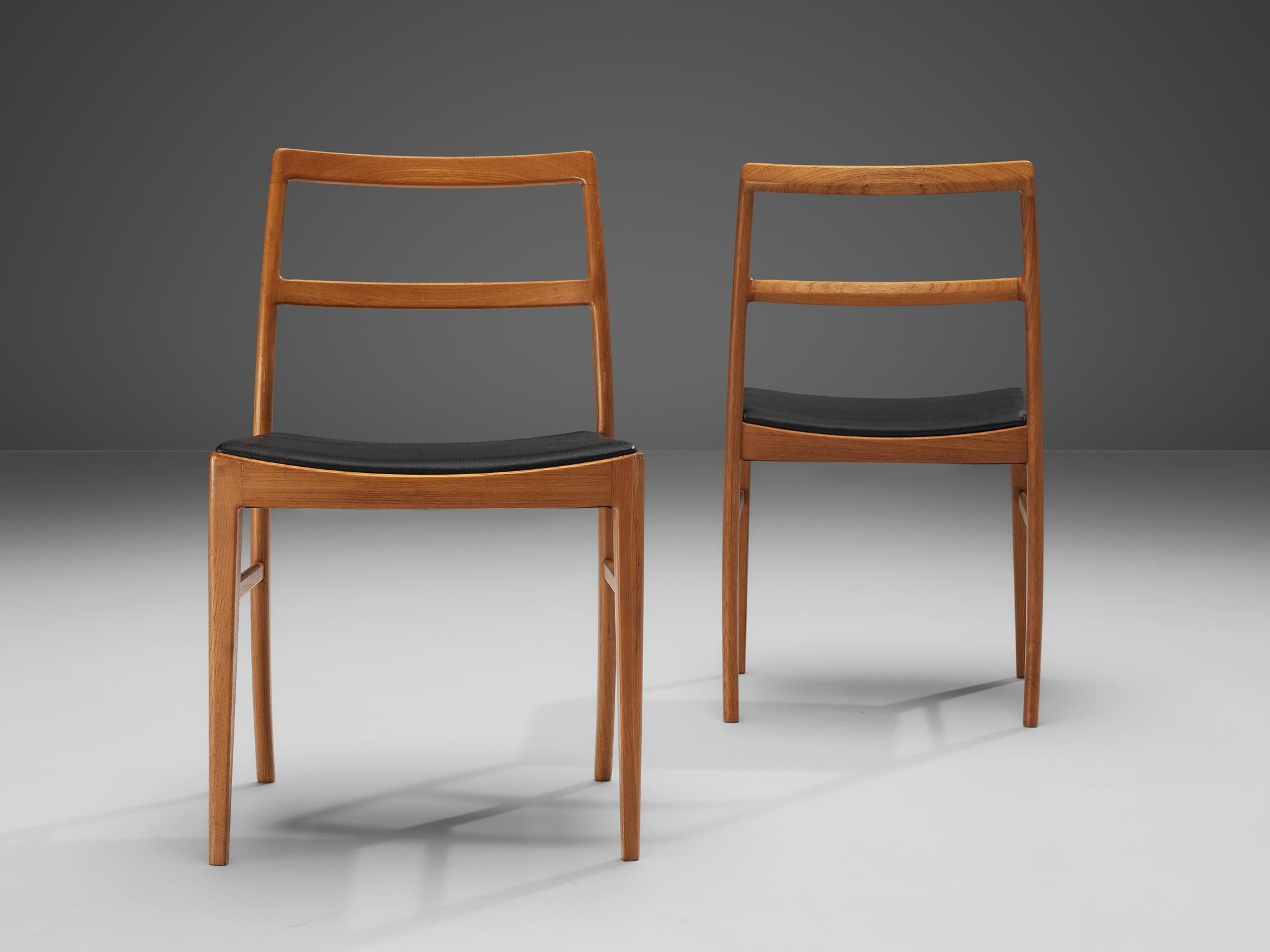 Mid-20th Century Arne Vodder Set of Six Dining Chairs in Teak and Black Leather  For Sale