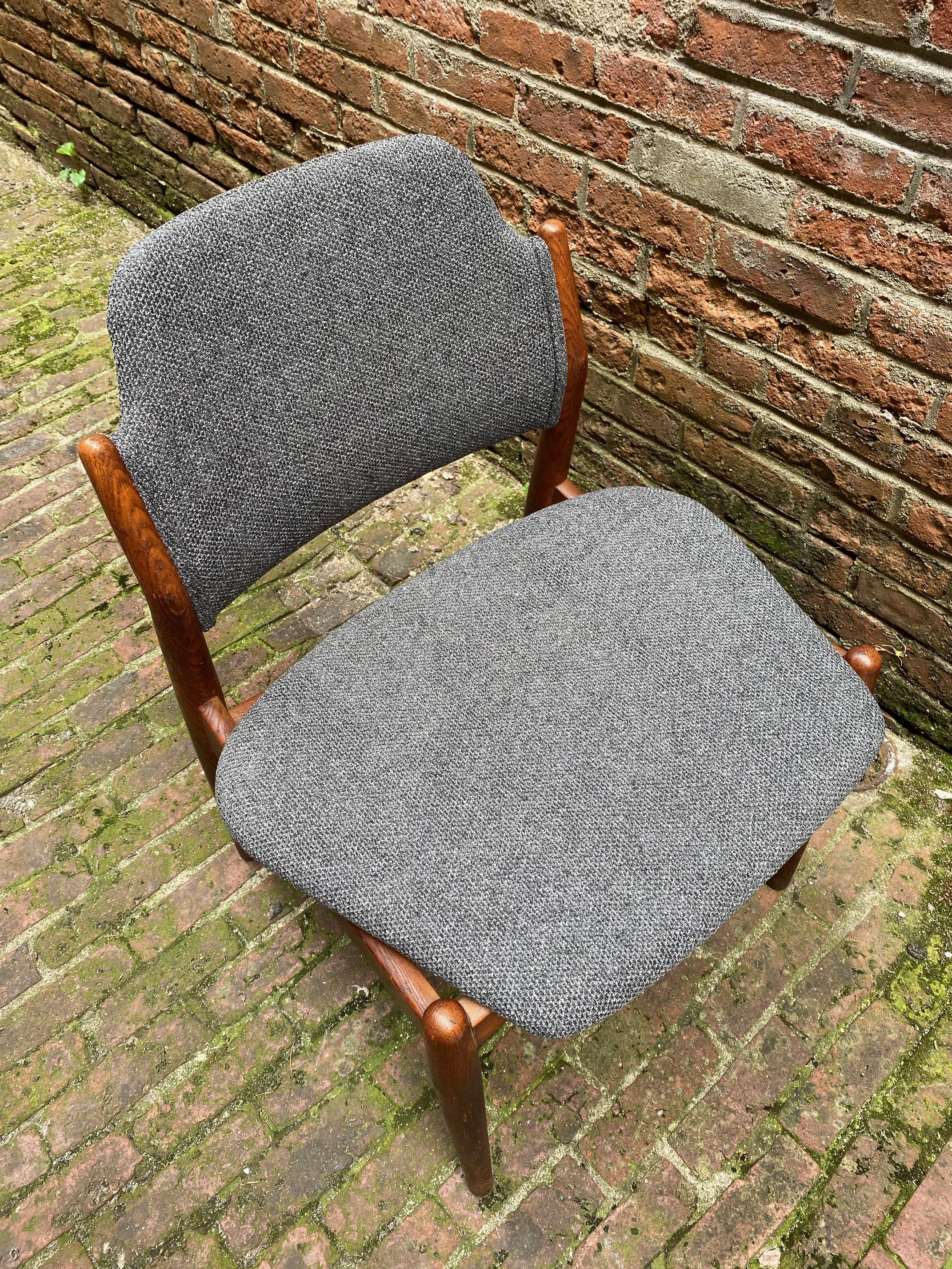 Mid-20th Century Arne Vodder Sibast Møbler Model 62 Oak Side Chair