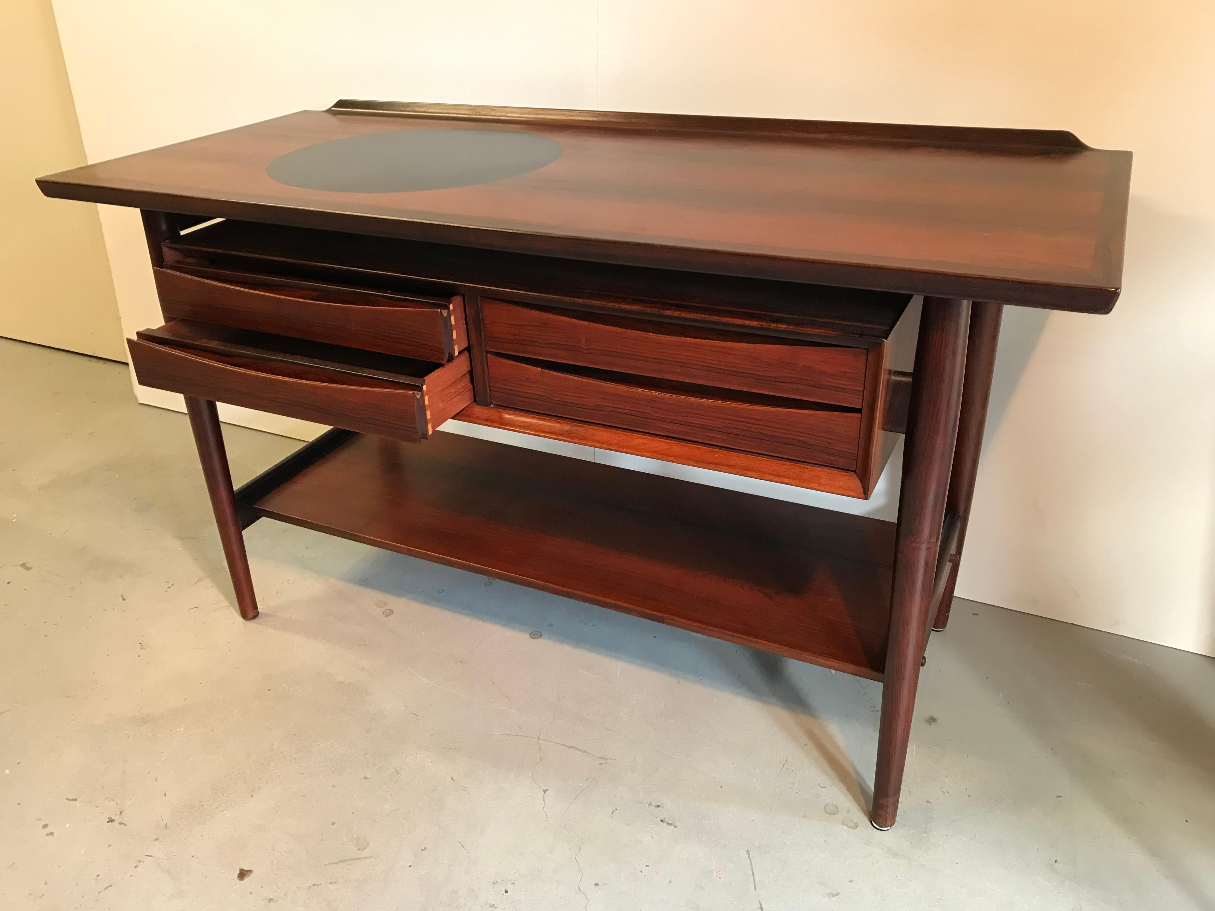Mid-Century moderno Console in palissandro Arne Vodder Sibast in vendita