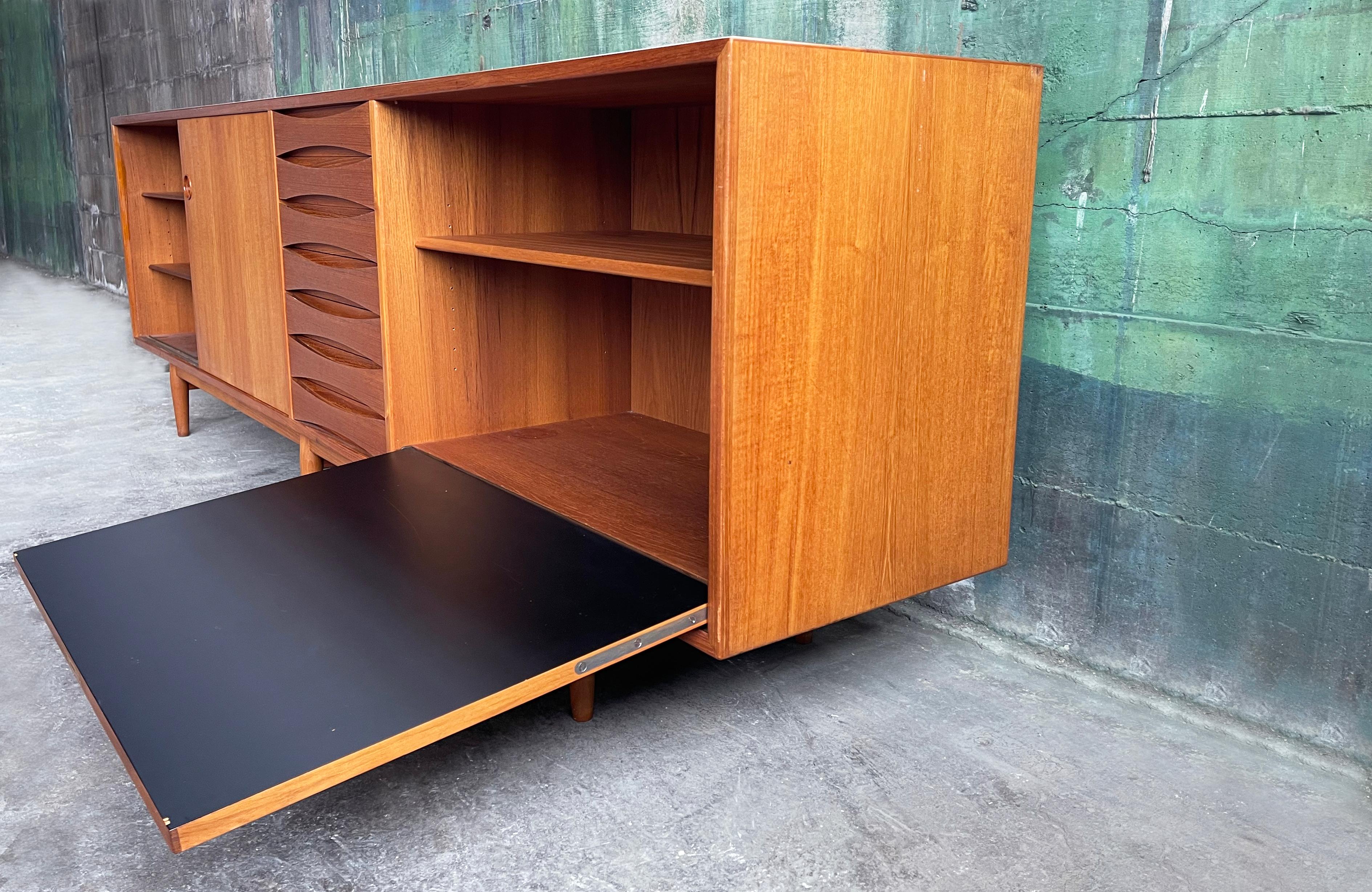 Mid-20th Century Arne Vodder Sideboard Credenza Model 29a, Produced by Sibast, 1950s Denmark For Sale