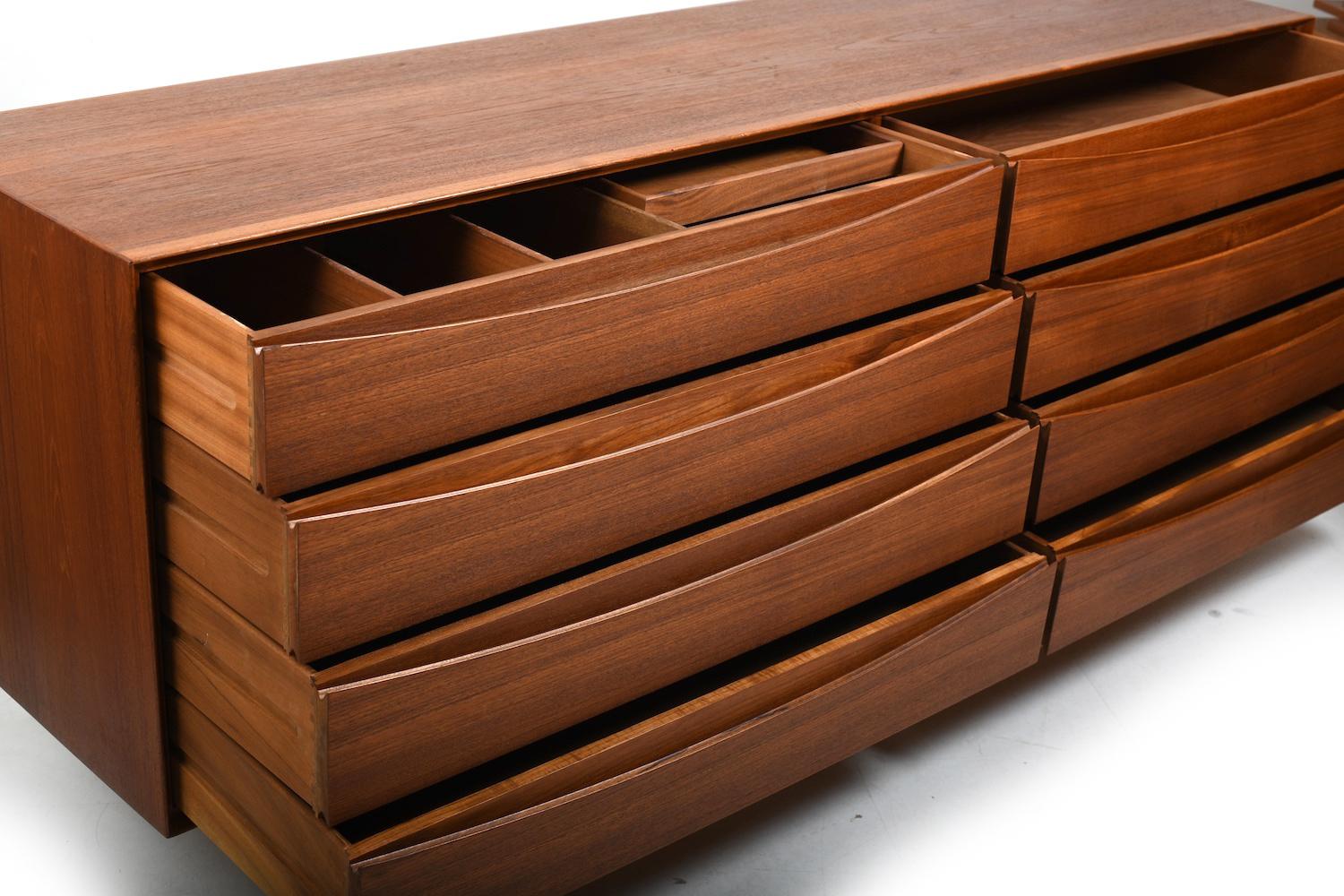 20th Century Arne Vodder Sideboard / Doubble Chest in Teak 1960s For Sale