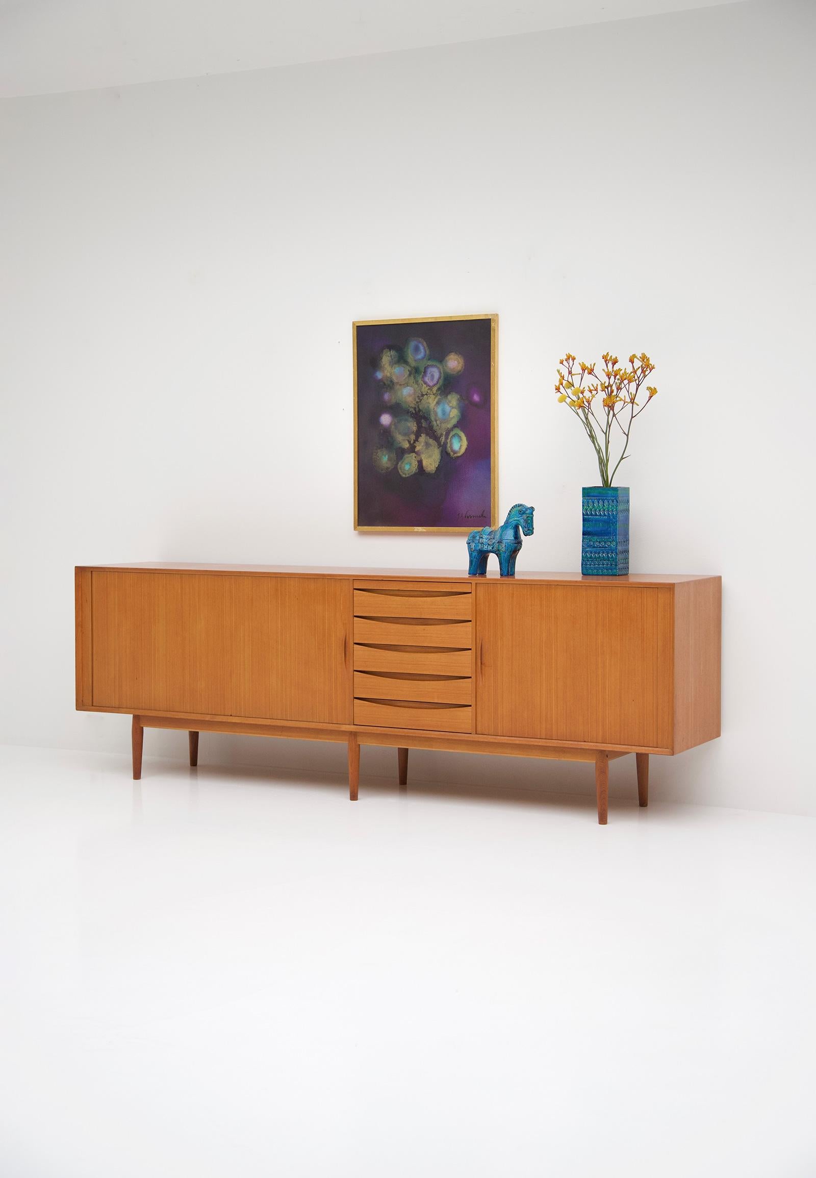 Arne Vodder sideboard for Sibast 2