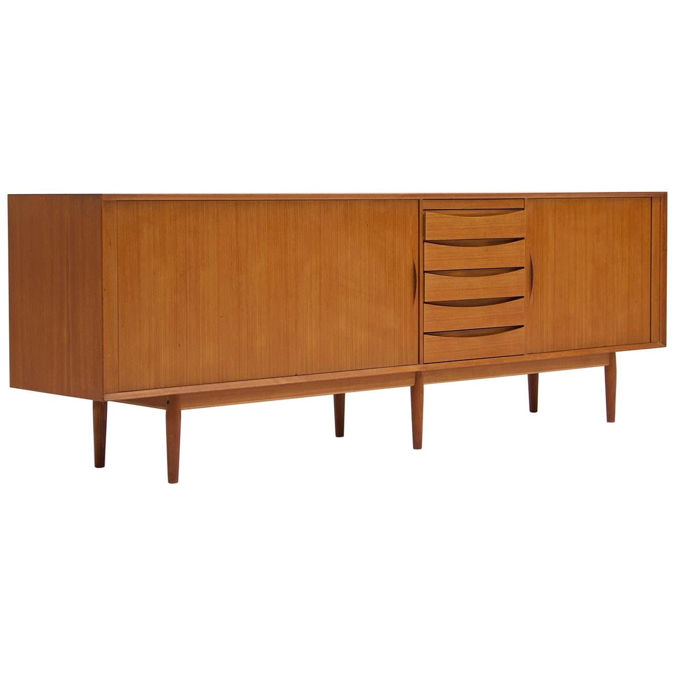 Arne Vodder sideboard for Sibast