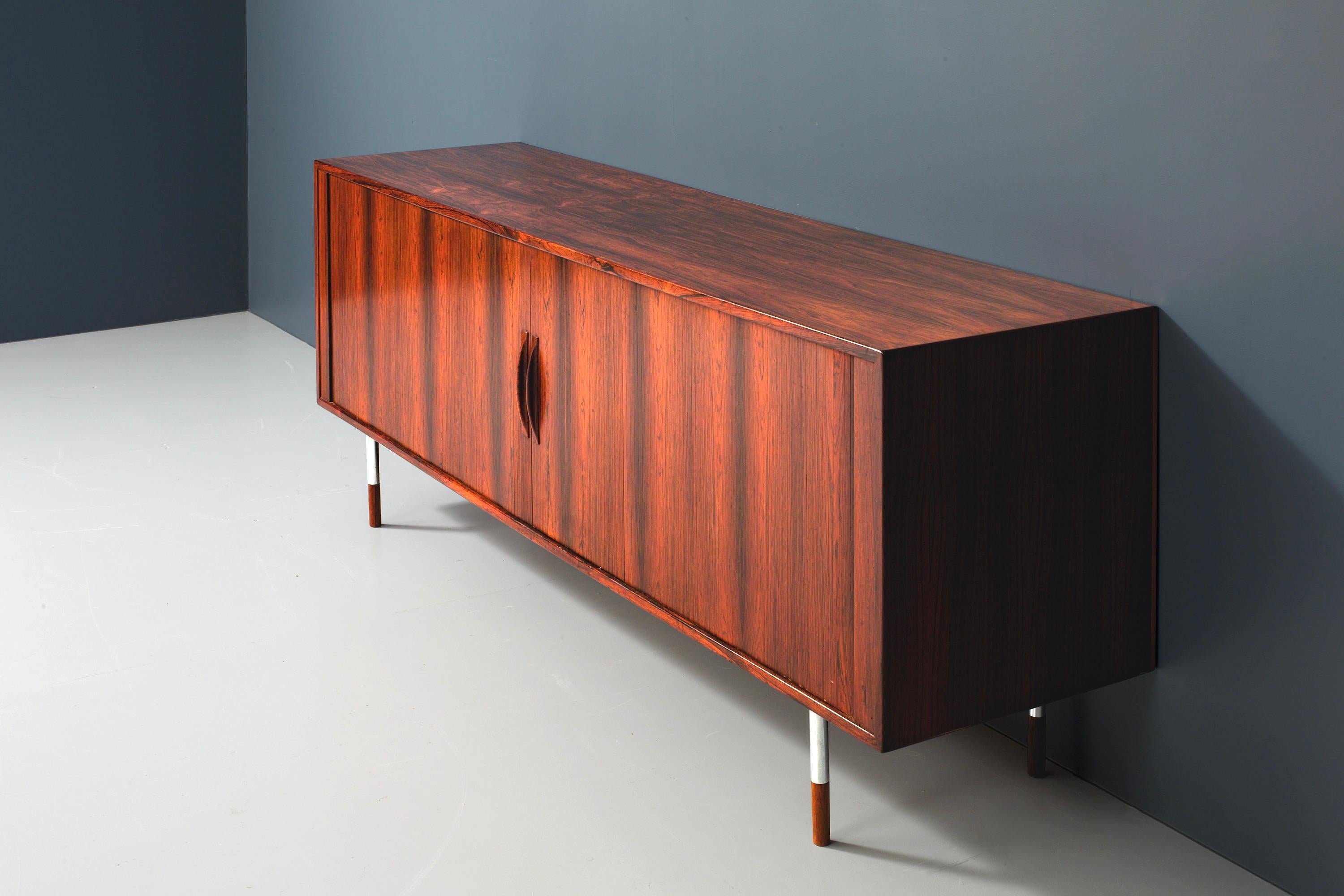 Arne Vodder Sideboard for Sibast Møbler in Rosewood and Metal, Denmark, 1960s In Good Condition For Sale In Amsterdam, NL