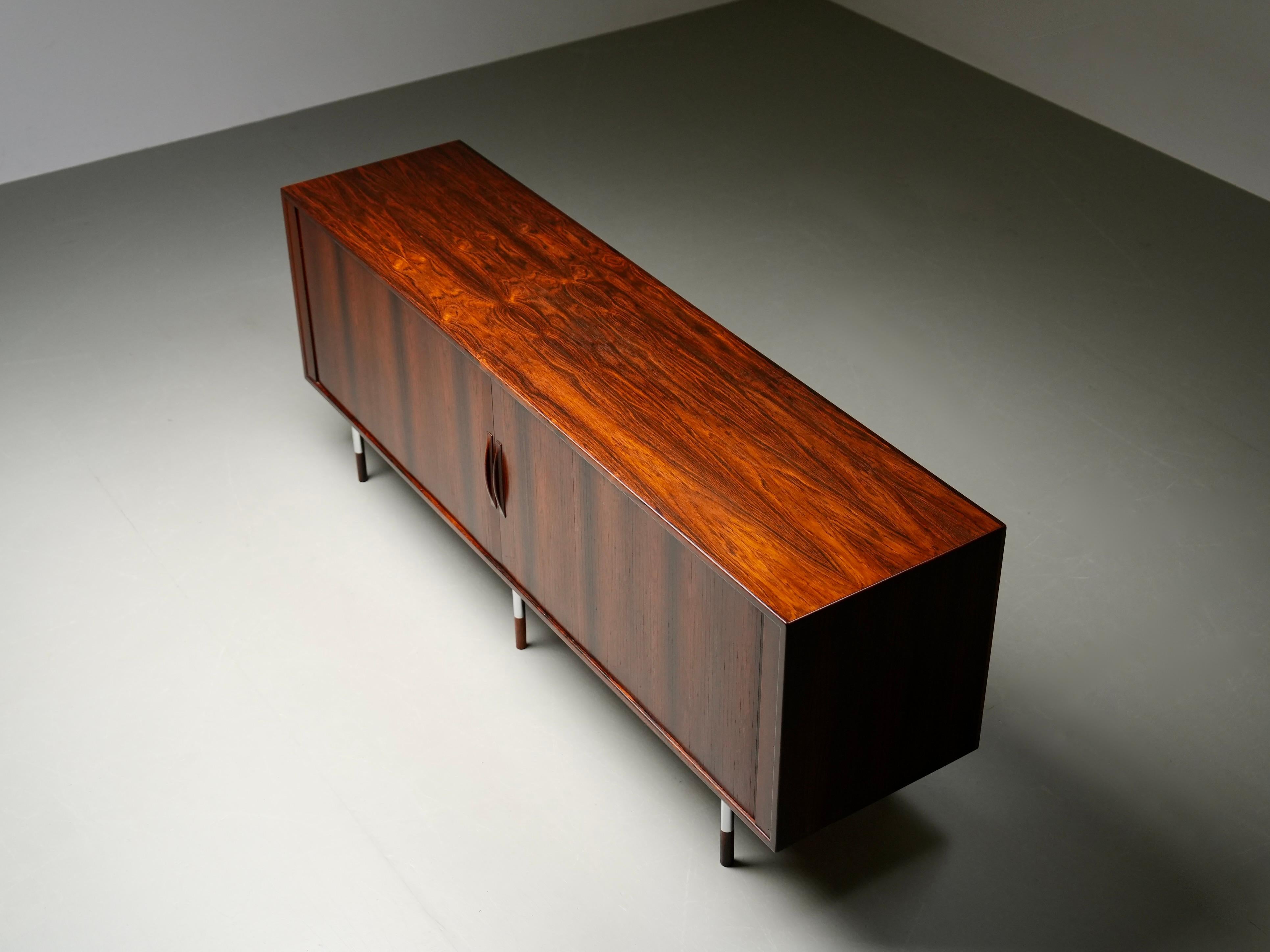 Arne Vodder Sideboard in Brazilian Rosewood for Sibast Møbler, Denmark, 1960's in vendita 2