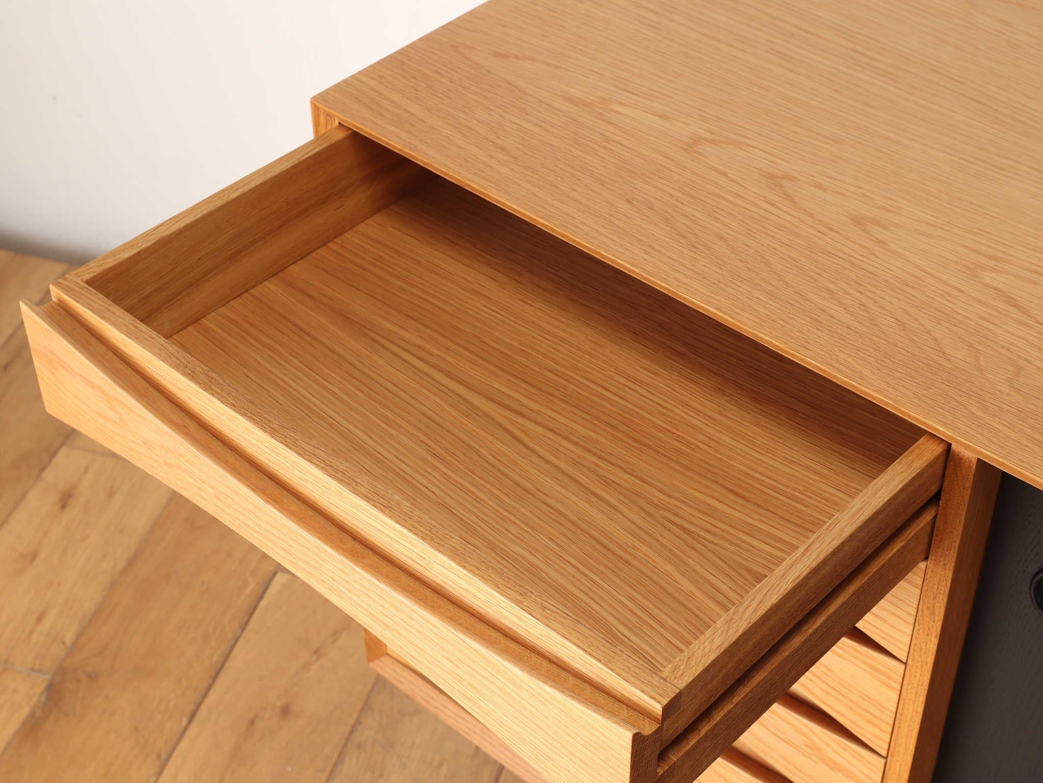 Credenza Arne Vodder in Oak con ante reversibili in vendita 4