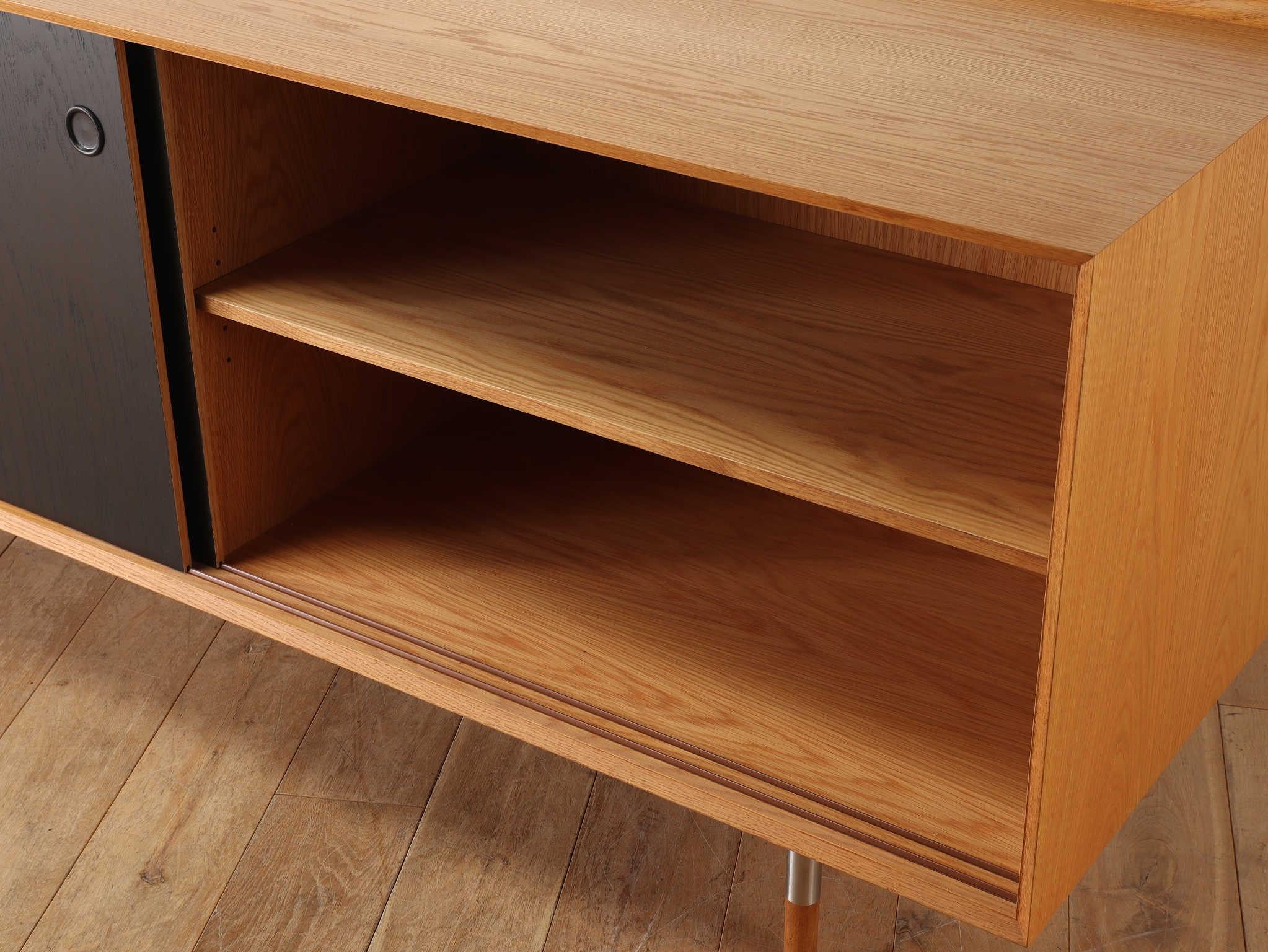 Credenza Arne Vodder in Oak con ante reversibili in vendita 9