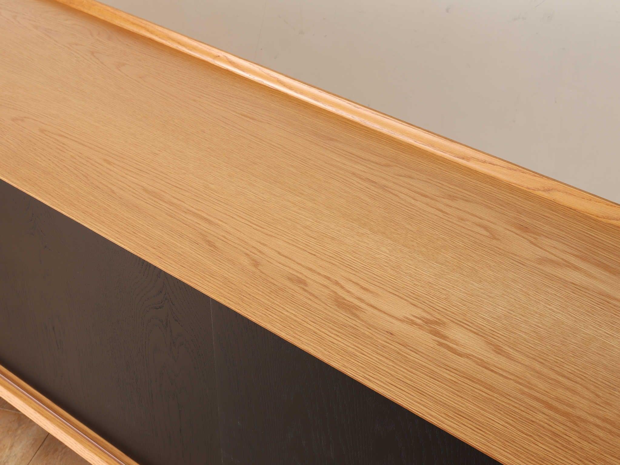 Credenza Arne Vodder in Oak con ante reversibili in vendita 2