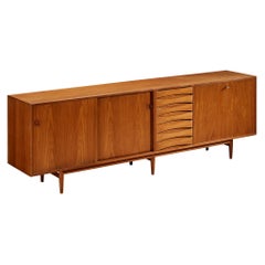 Credenza Arne Vodder in teak con ante reversibili