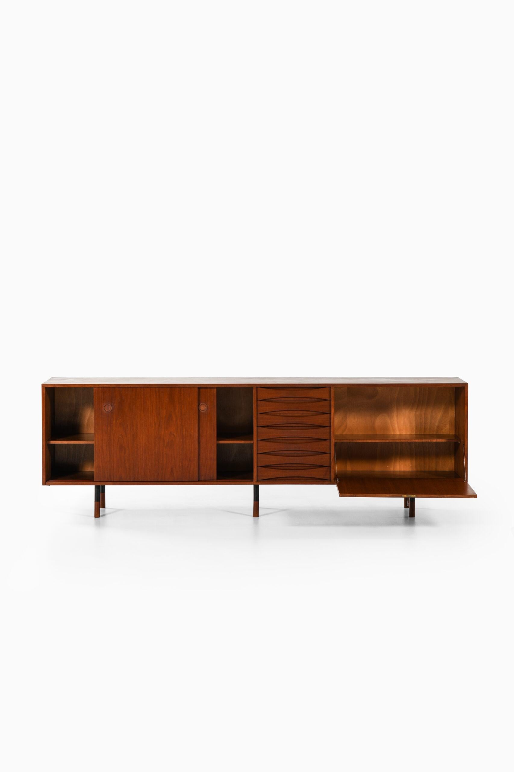 Scandinavian Modern Arne Vodder Sideboard Model 29A Produced by Sibast