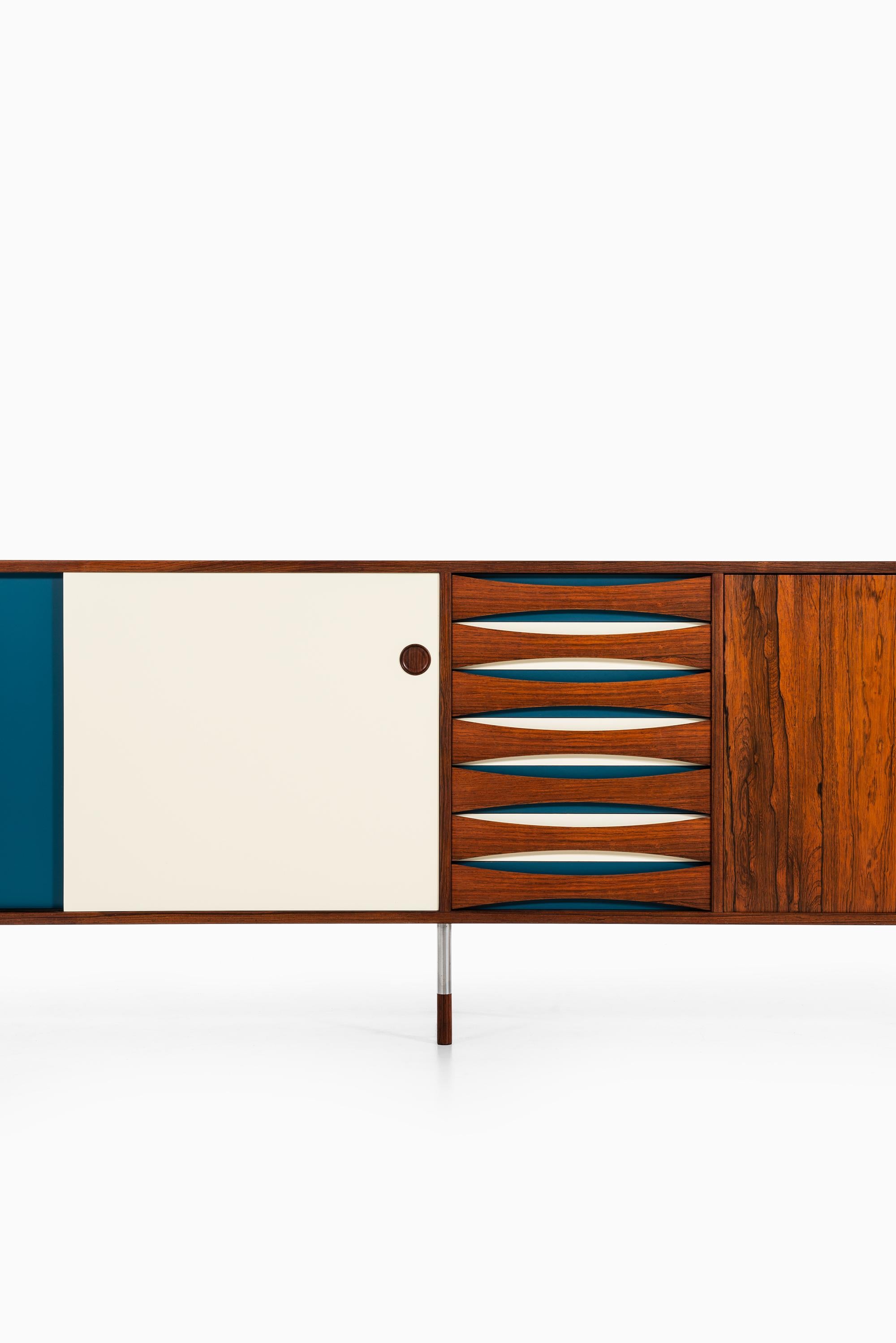Very rare sideboard model 29A designed by Arne Vodder. Produced by Sibast møbelfabrik in Denmark.