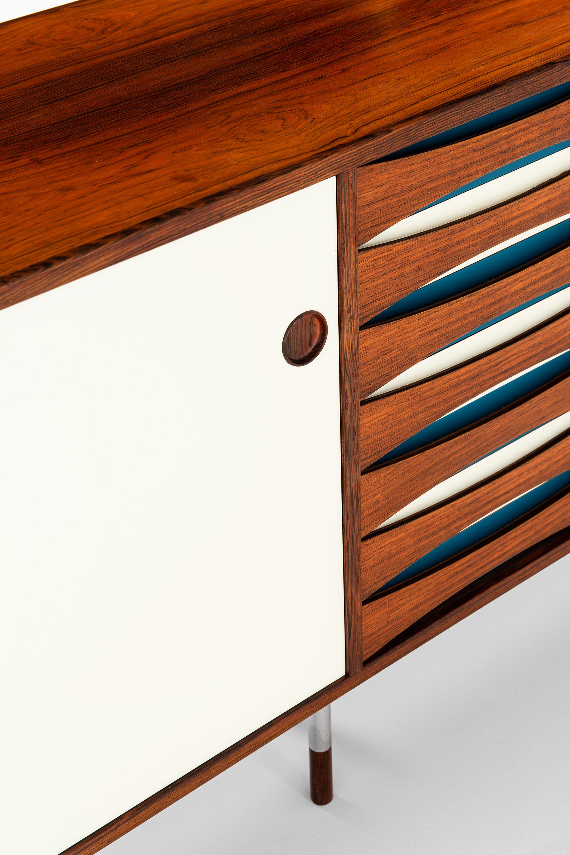 Arne Vodder Sideboard Model 29A Produced by Sibast Møbelfabrik in Denmark 1