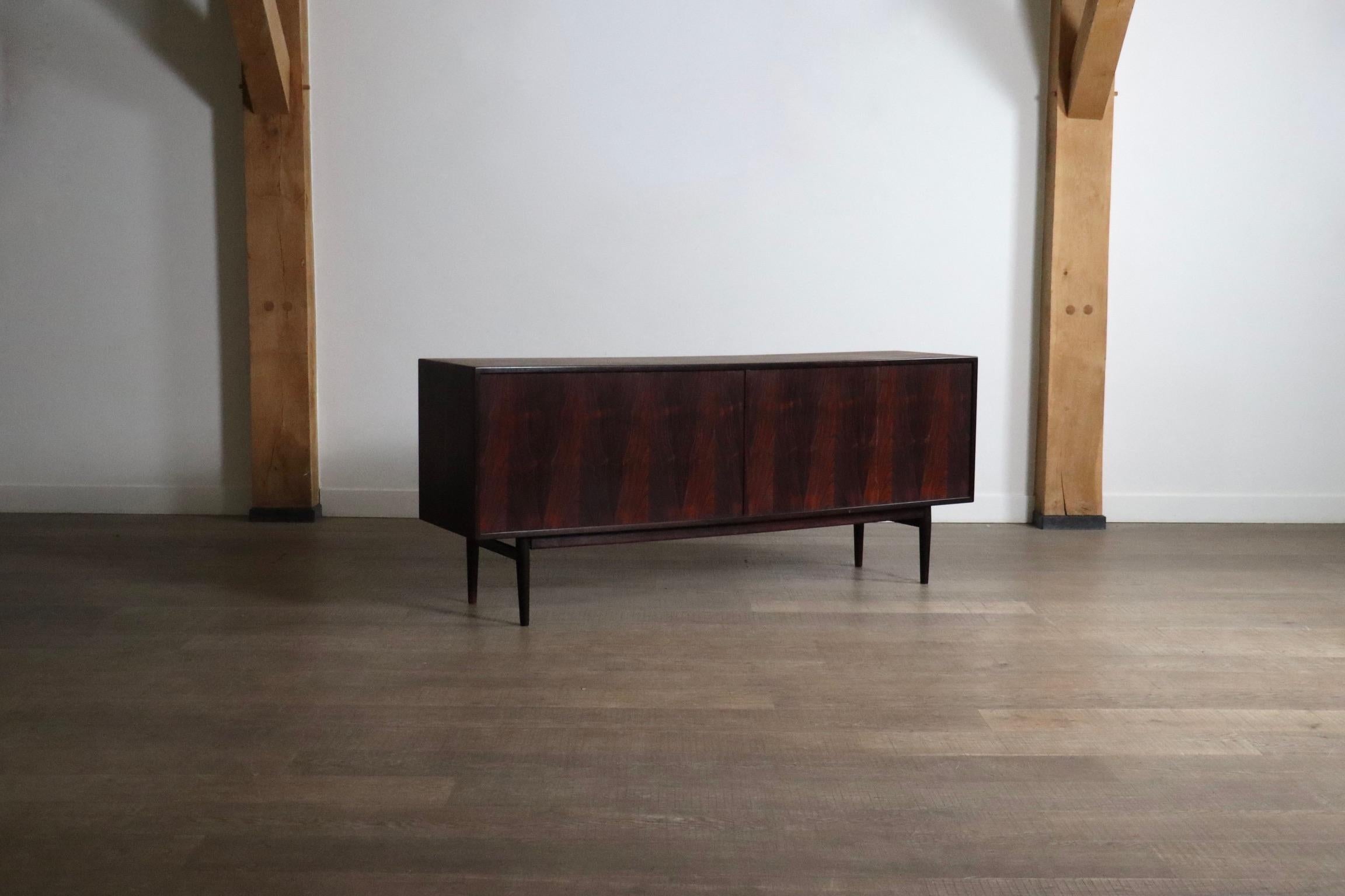 Arne Vodder sideboard Model 37 for sibast Mobler 1960s For Sale 10