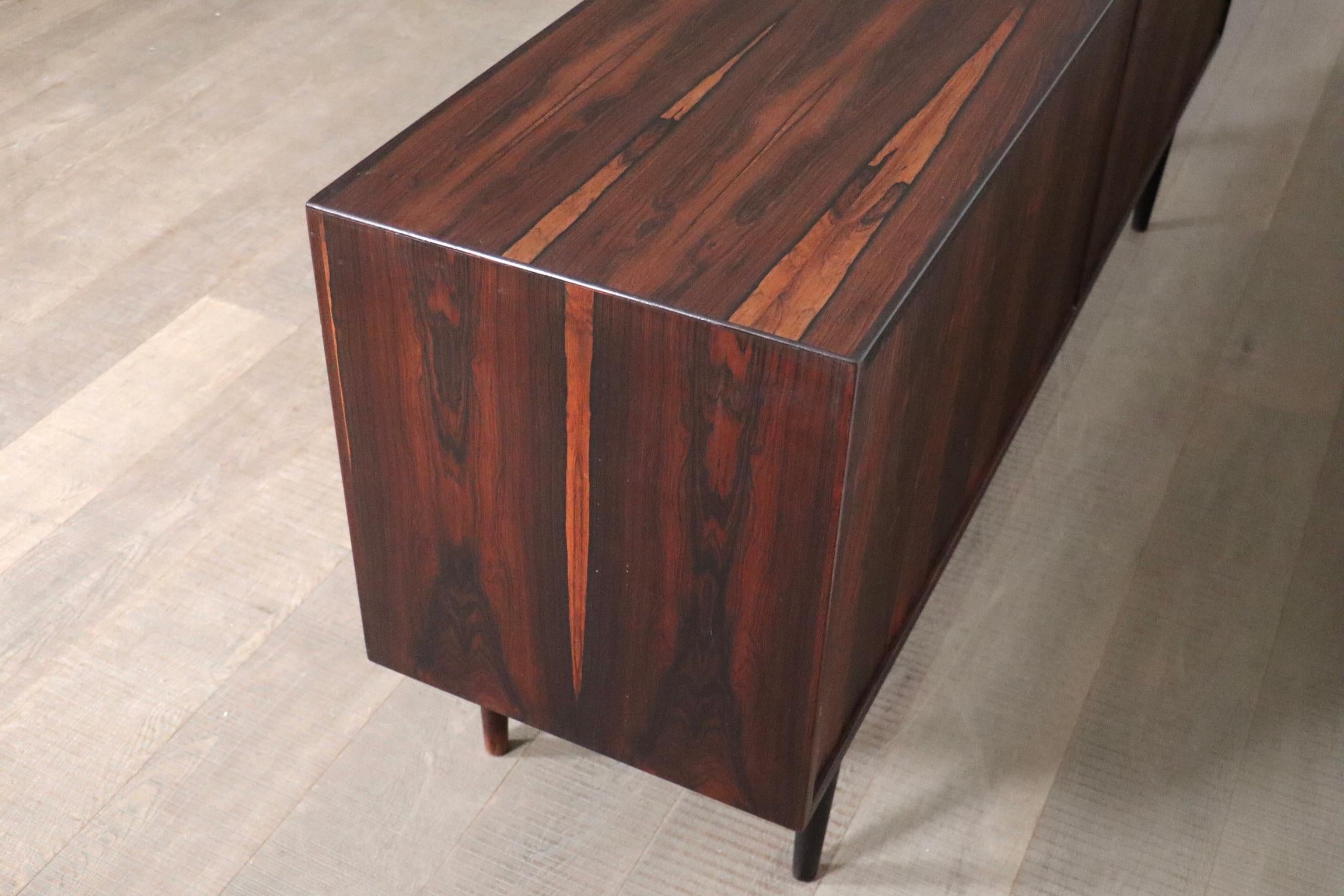 Arne Vodder sideboard Model 37 for sibast Mobler 1960s In Good Condition For Sale In ABCOUDE, UT