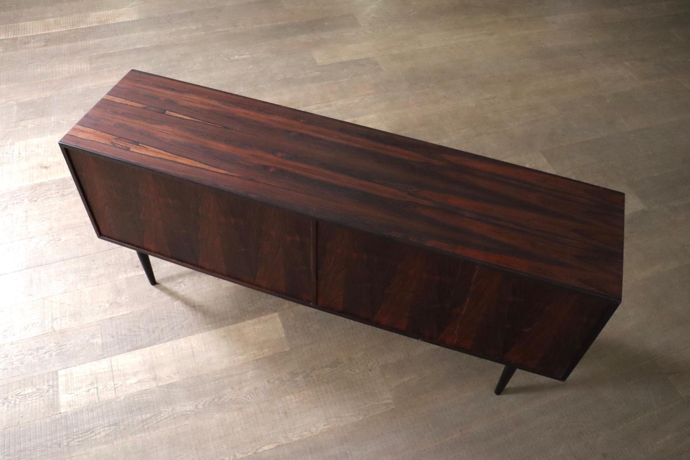 Arne Vodder sideboard Model 37 for sibast Mobler 1960s For Sale 3