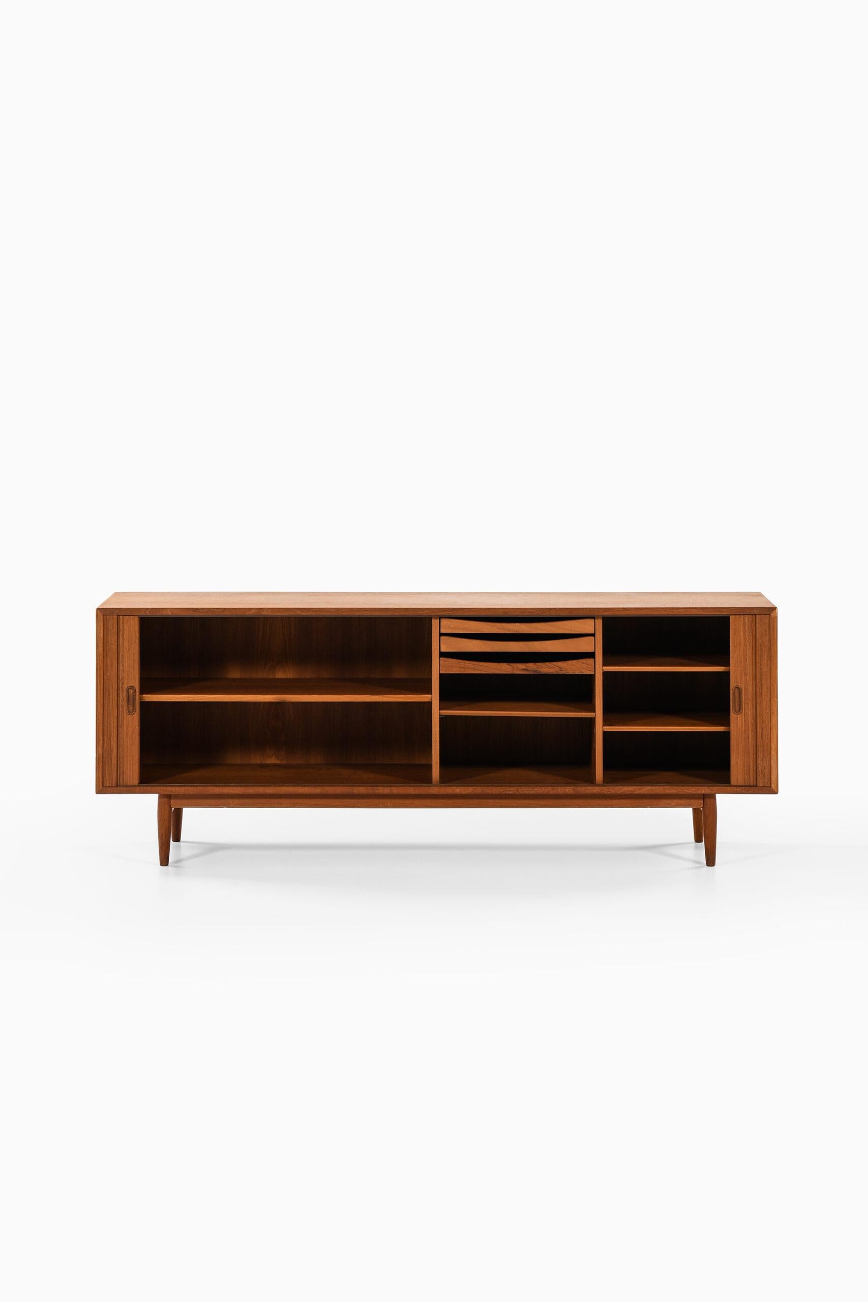 Danish Arne Vodder Sideboard Produced by Sibast Møbelfabrik in Denmark For Sale